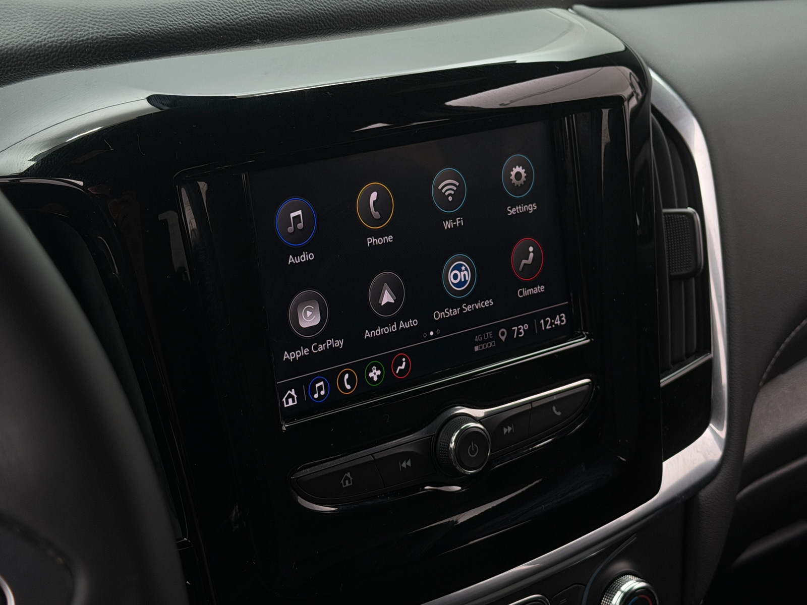 Thumbnail: 2023 Chevrolet Traverse - 4