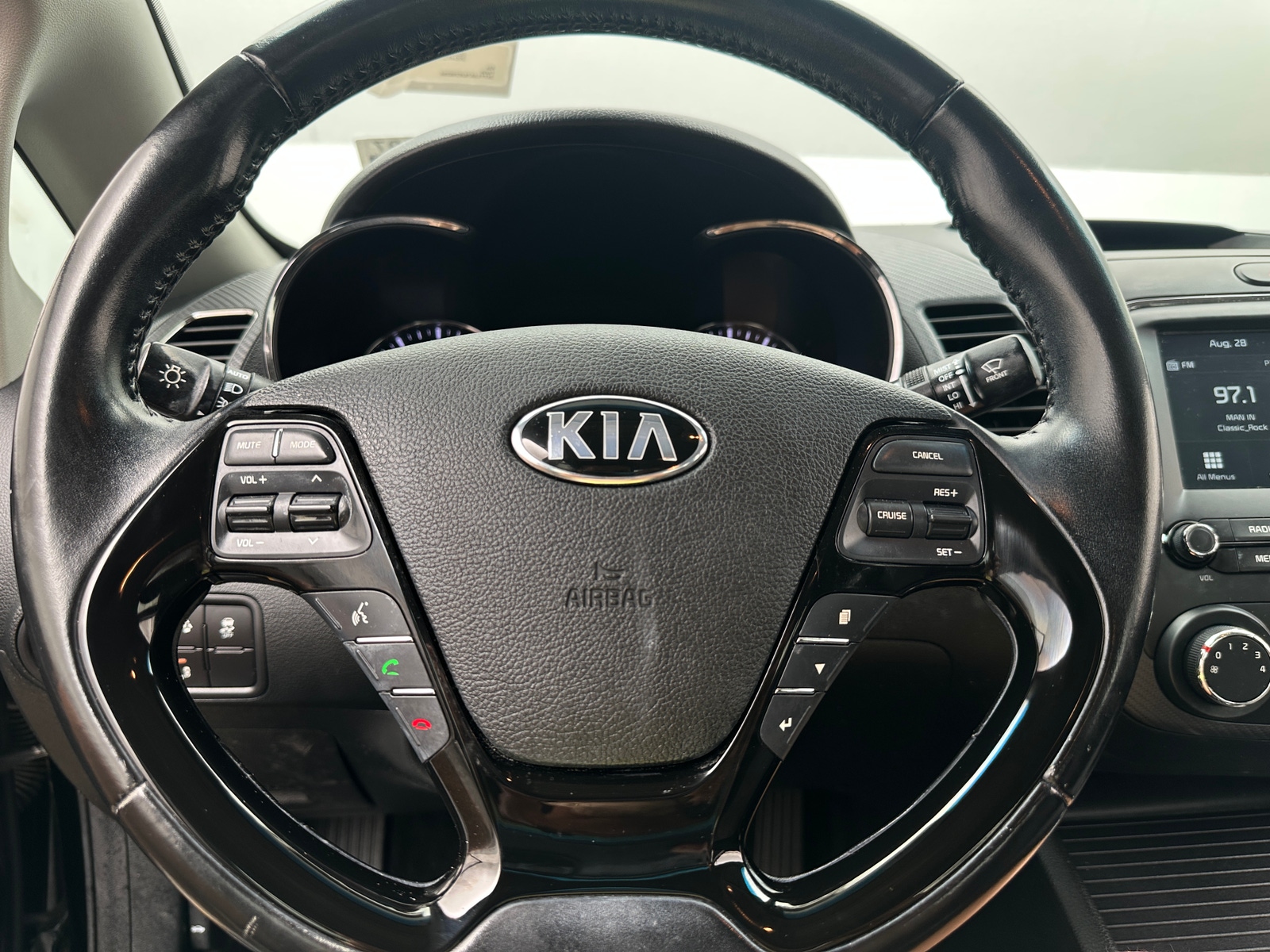 Thumbnail: 2018 Kia Forte - 5