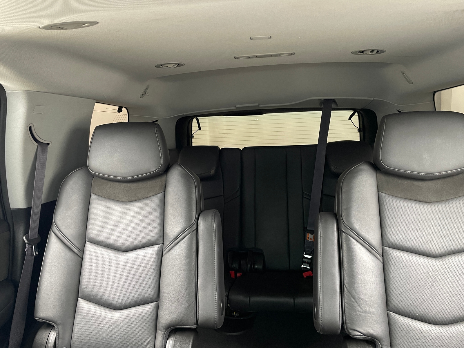 Thumbnail: 2016 Cadillac Escalade - 5