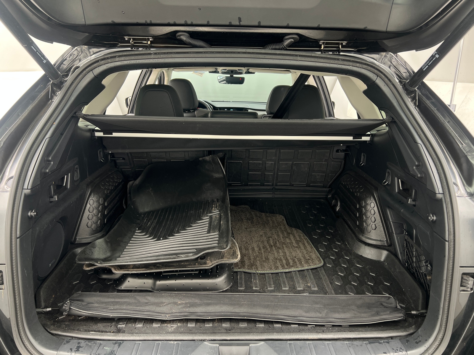 Thumbnail: 2025 Subaru Outback - 6