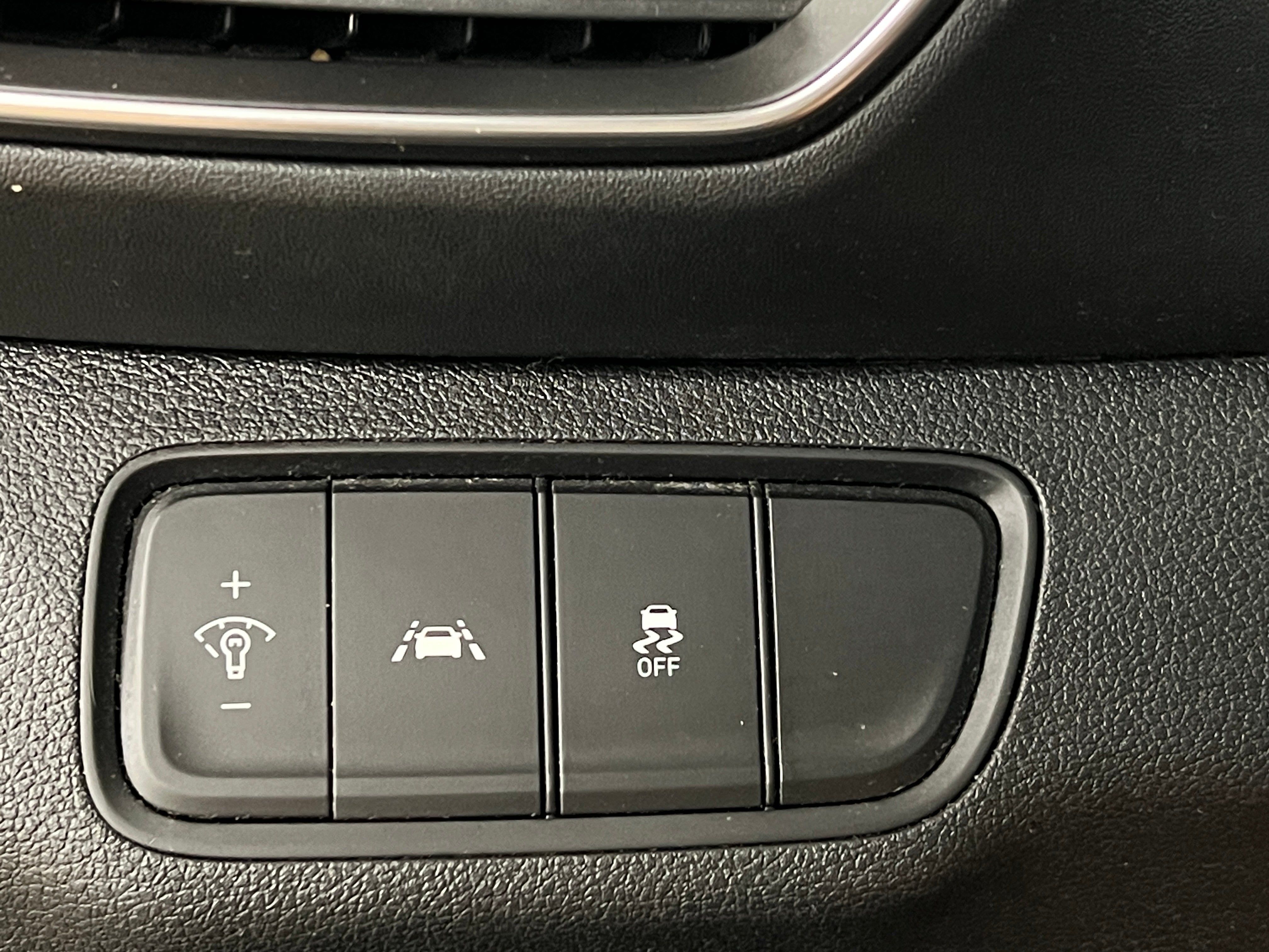 Used 2020 Hyundai Santa Fe SE with VIN 5NMS23AD8LH142834 for sale in Auburn, WA