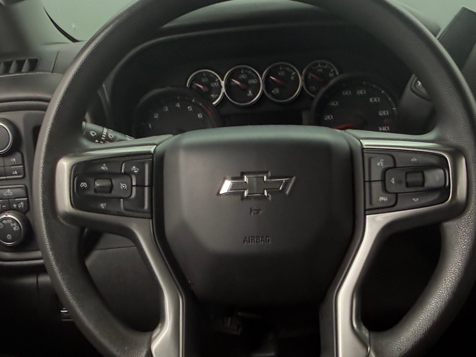Thumbnail: 2022 Chevrolet Silverado 1500 - 5