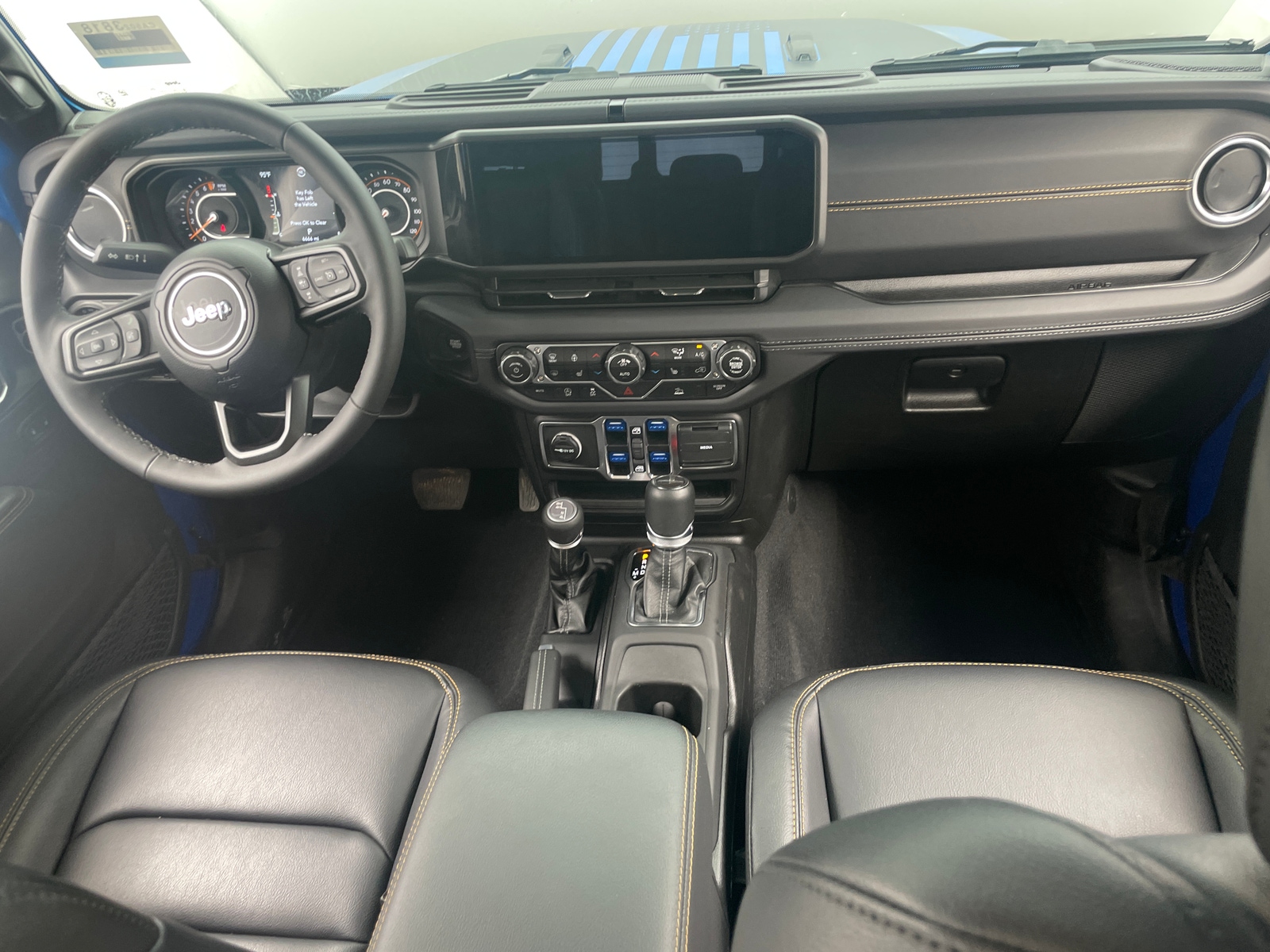 Thumbnail: 2025 Jeep Gladiator - 2