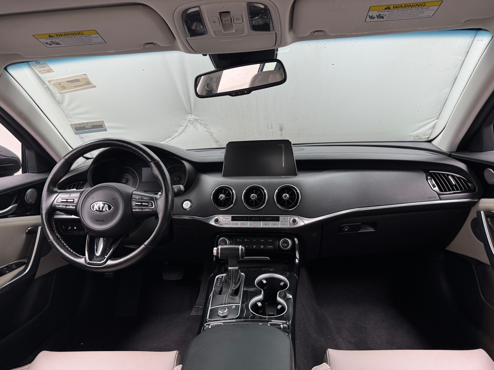 Thumbnail: 2019 Kia Stinger - 2