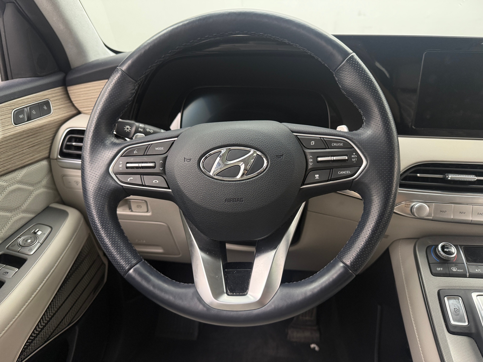 Thumbnail: 2022 Hyundai Palisade - 4