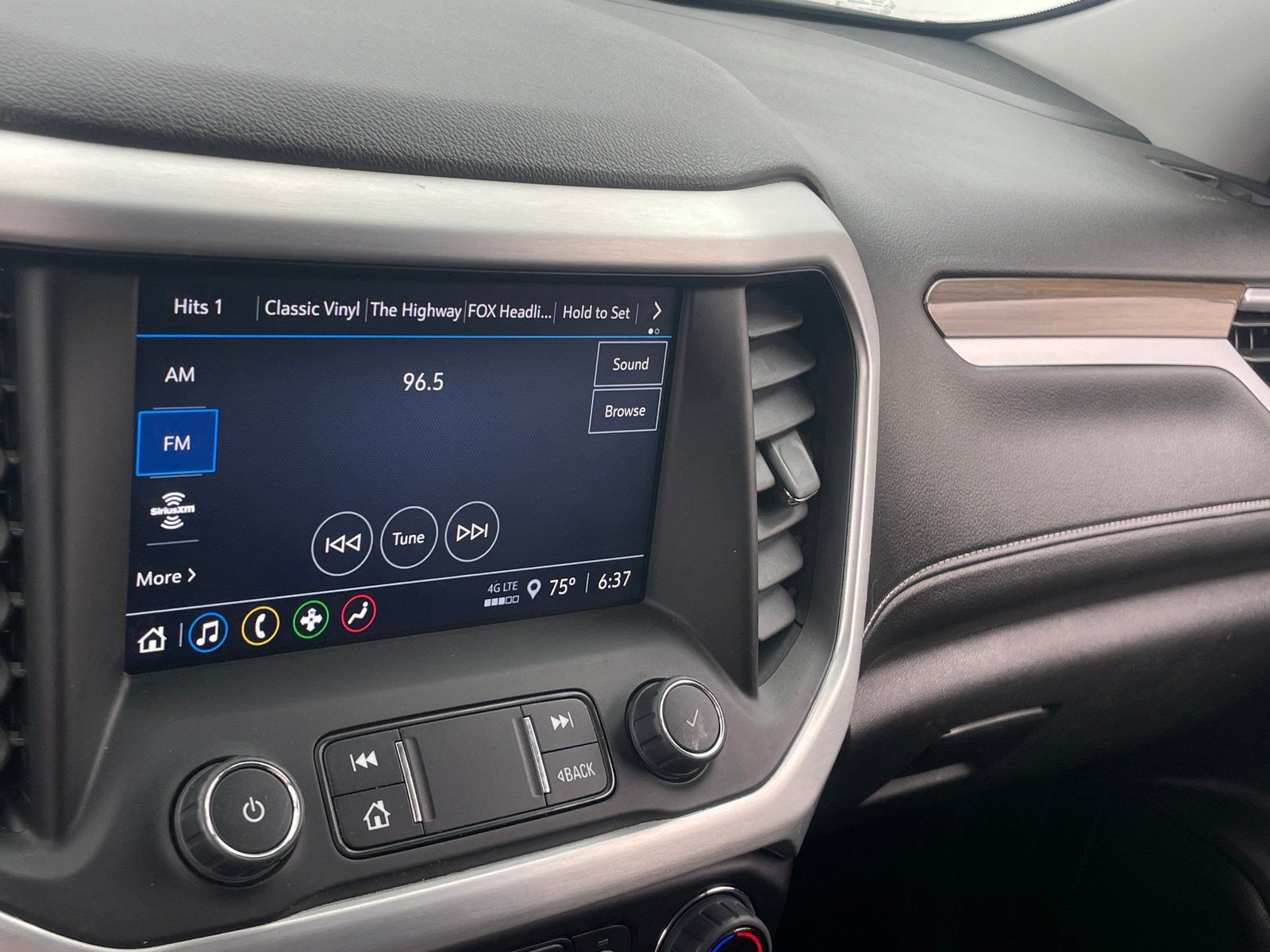 Thumbnail: 2023 GMC Acadia - 4