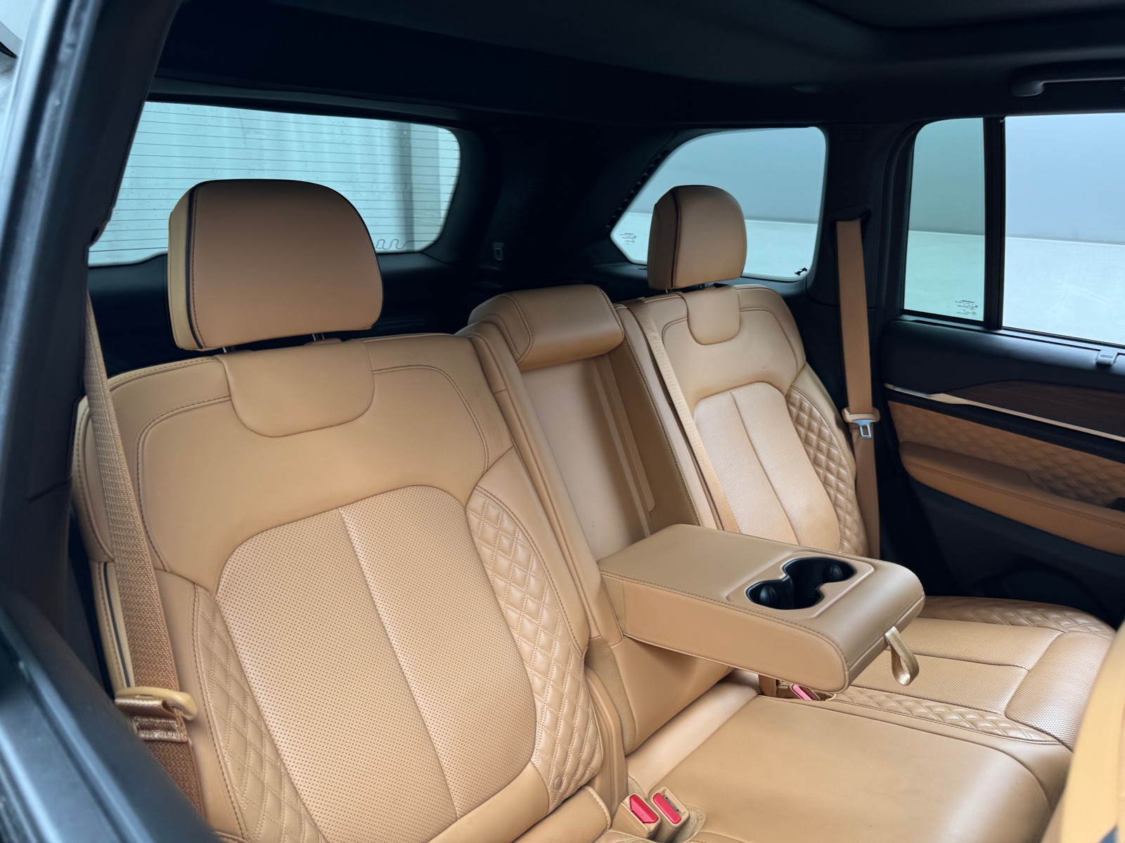 Thumbnail: 2022 Jeep Grand Cherokee - 5