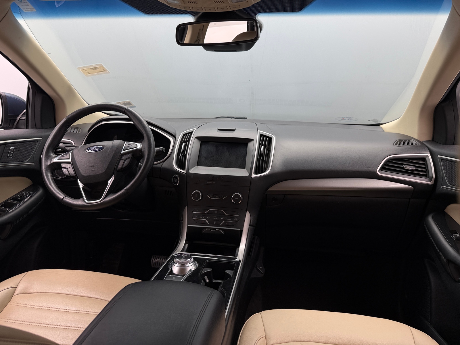 Thumbnail: 2019 Ford Edge - 3