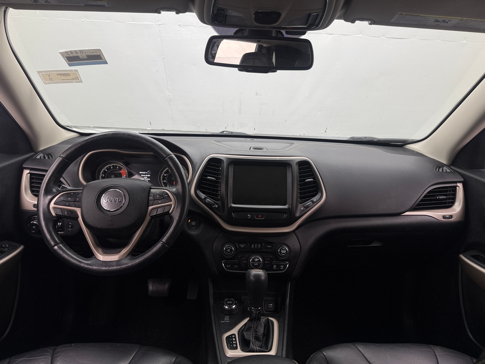 Thumbnail: 2018 Jeep Cherokee - 2