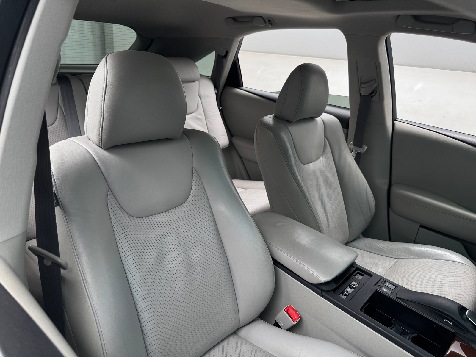 Thumbnail: 2010 Lexus RX - 2