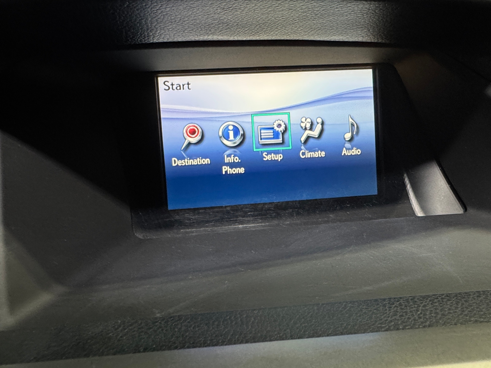 Thumbnail: 2010 Lexus RX - 4