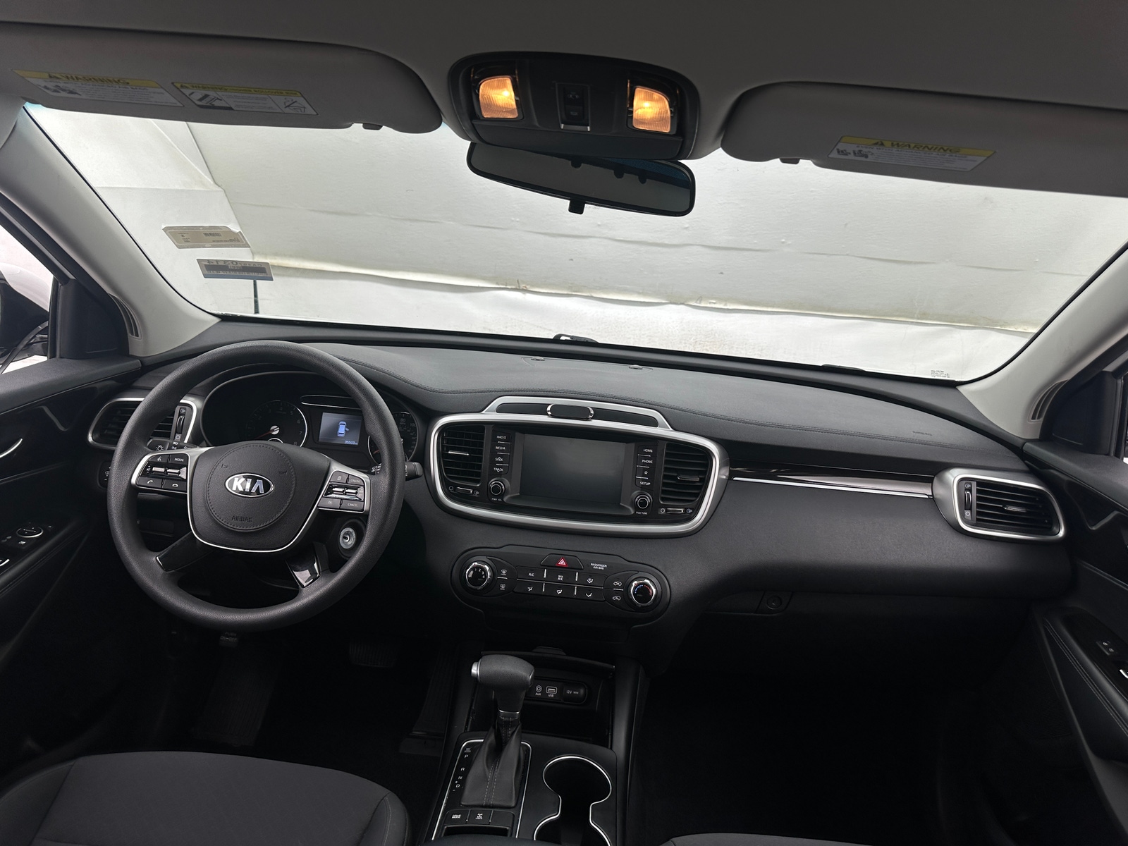 Thumbnail: 2020 Kia Sorento - 3