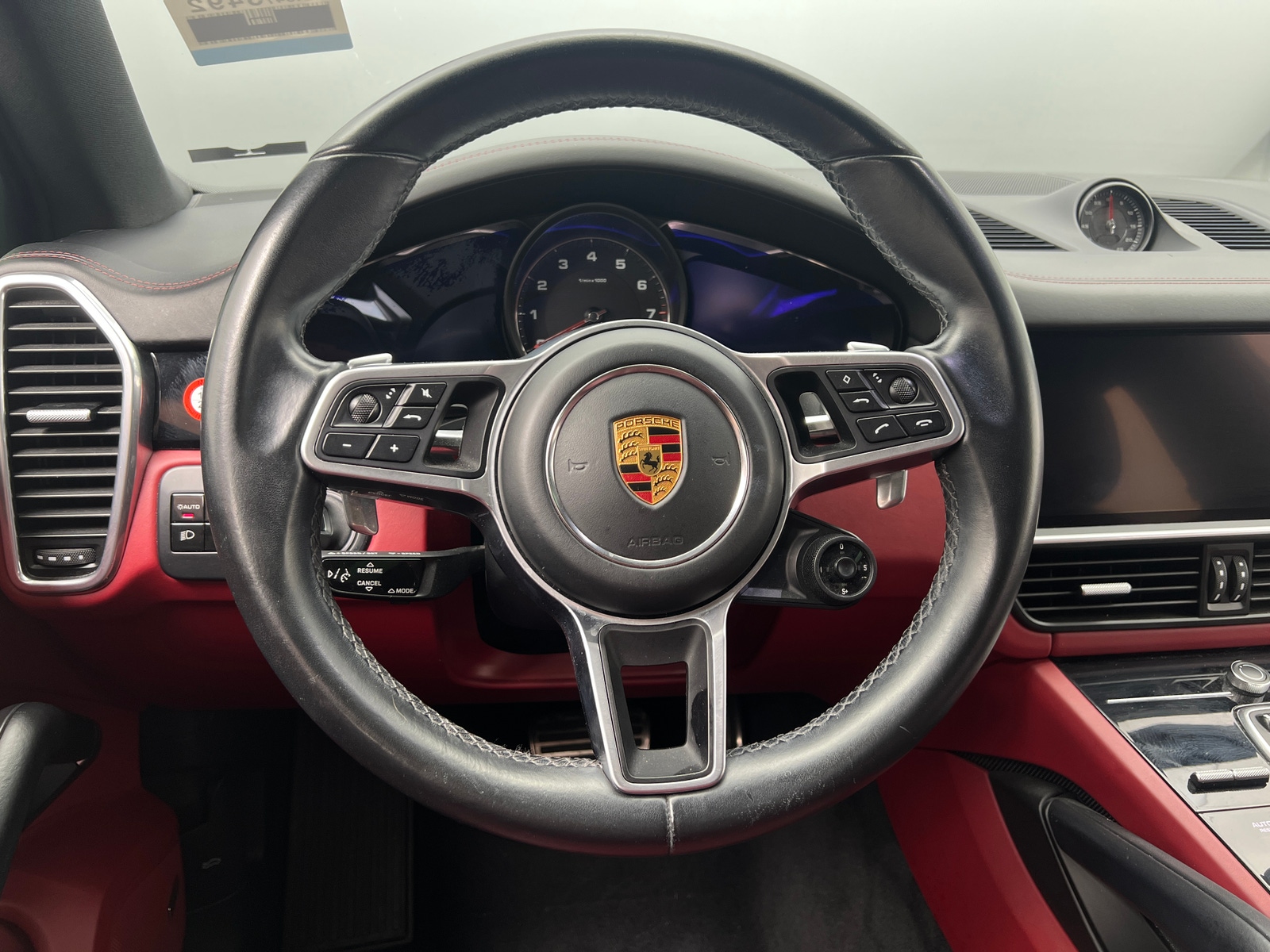 Thumbnail: 2021 Porsche  - 4