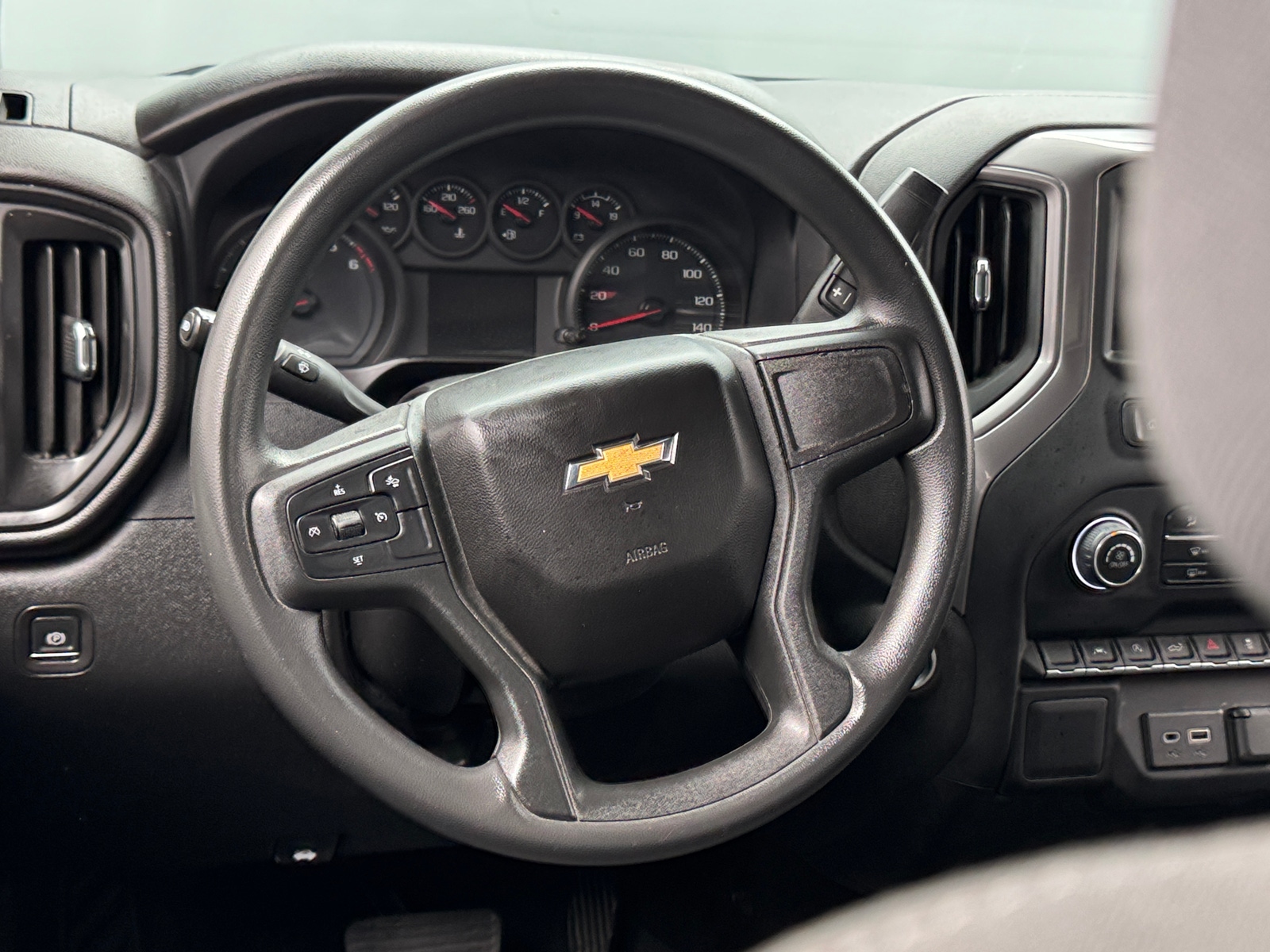 Thumbnail: 2022 Chevrolet Silverado 1500 - 5
