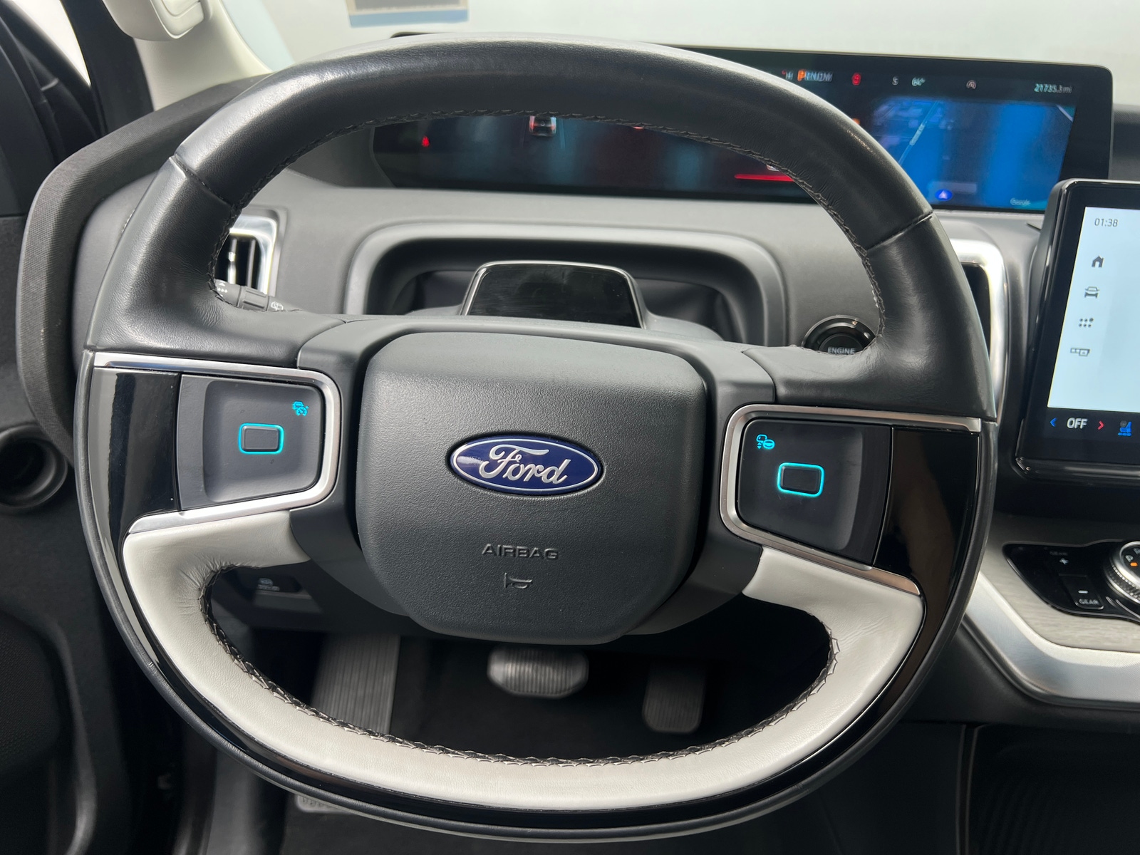 Thumbnail: 2025 Ford Expedition - 4