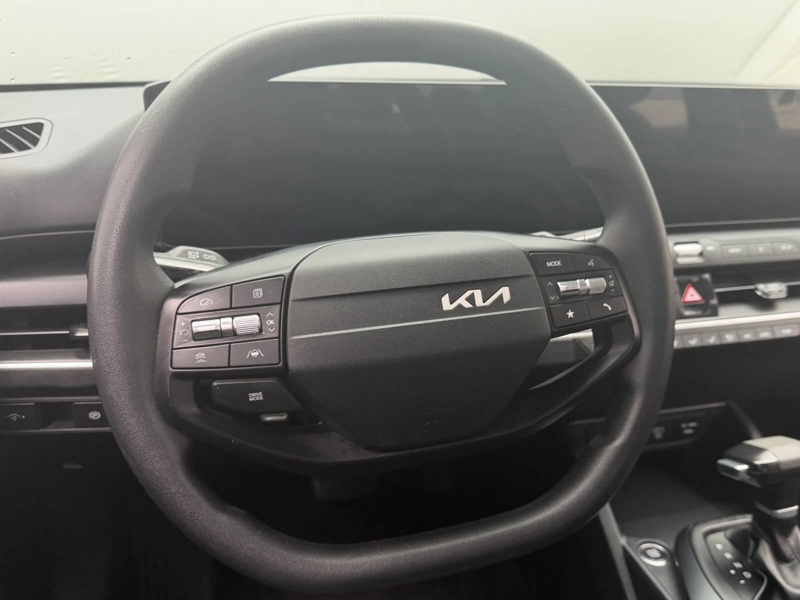 Thumbnail: 2025 Kia K4 - 5