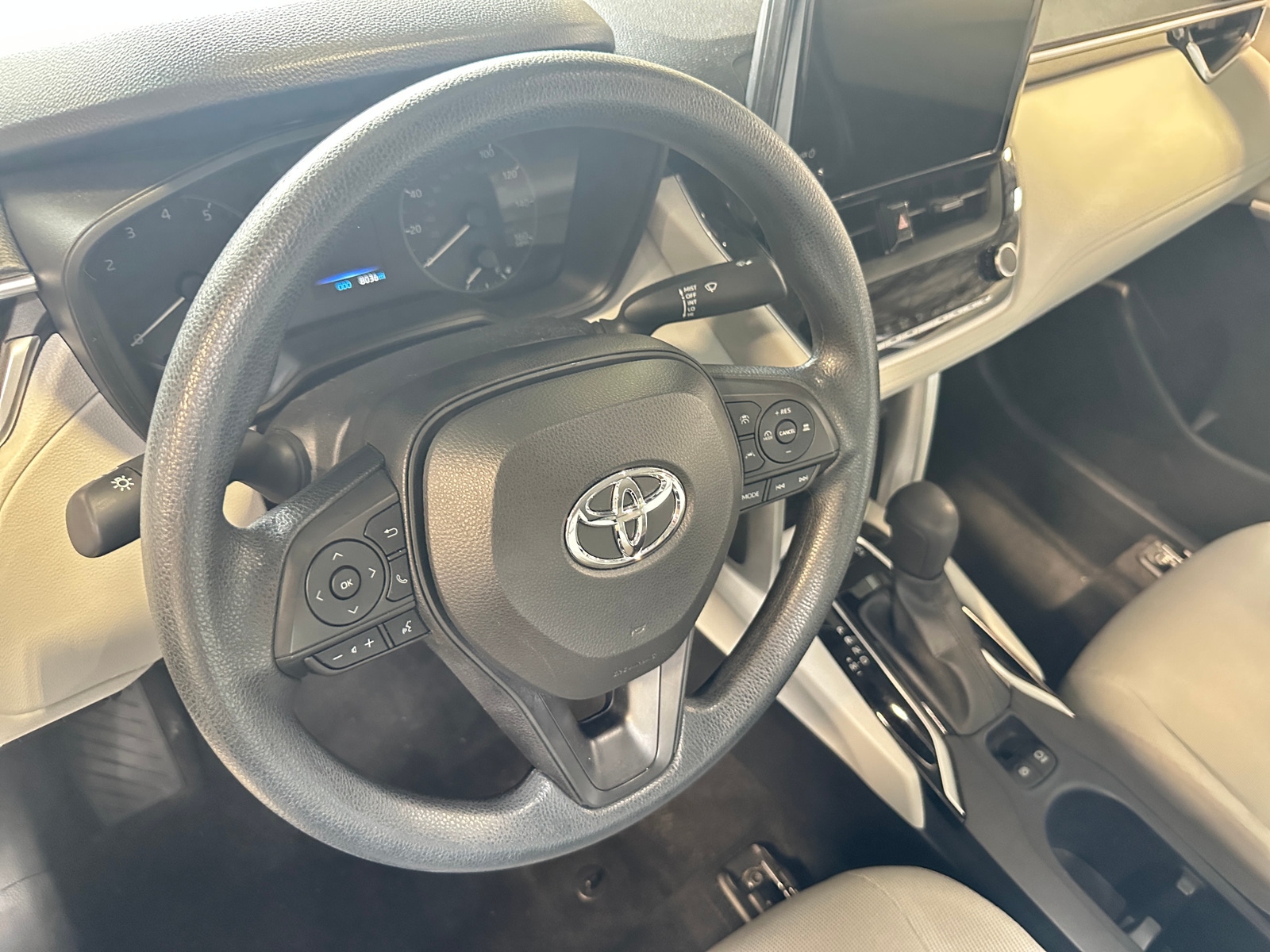 Thumbnail: 2023 Toyota Corolla Cross - 5