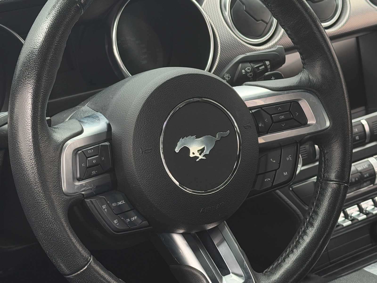 Thumbnail: 2020 Ford Mustang - 4