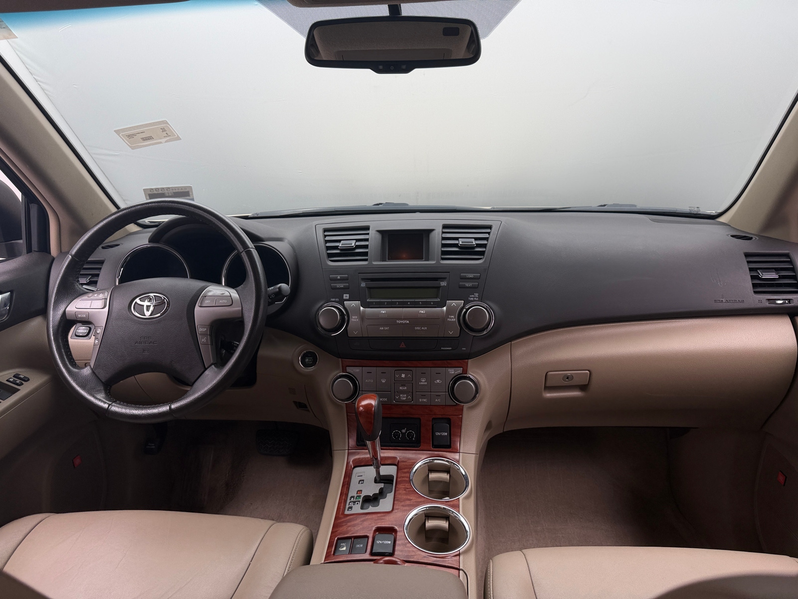 Thumbnail: 2010 Toyota Highlander - 2