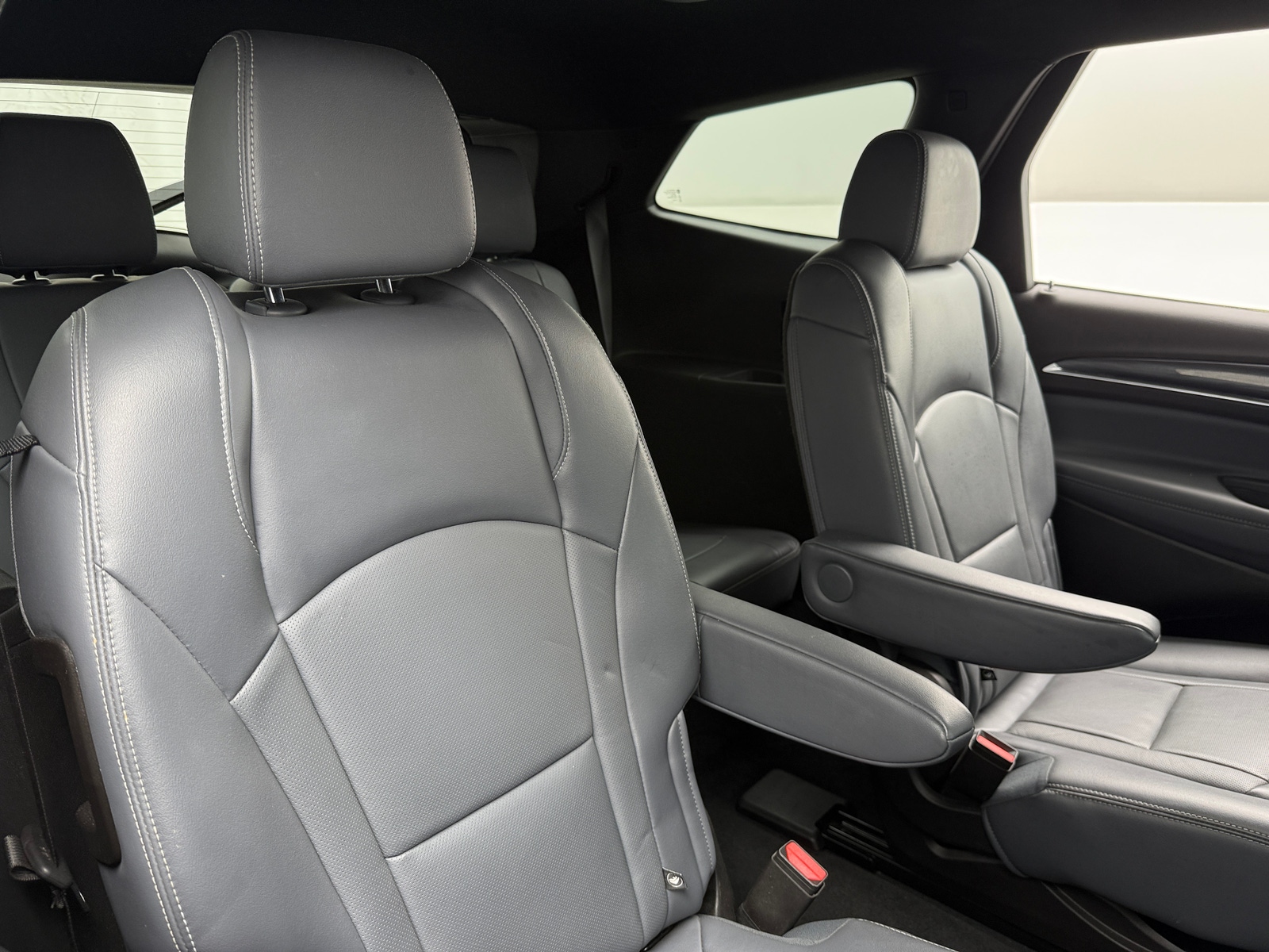 Thumbnail: 2022 Buick Enclave - 5