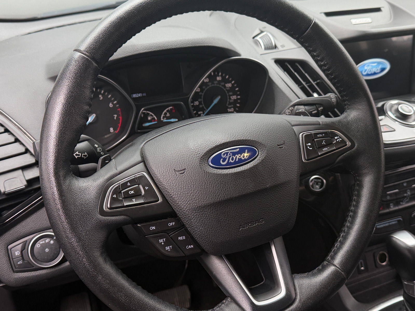 Thumbnail: 2017 Ford Escape - 4