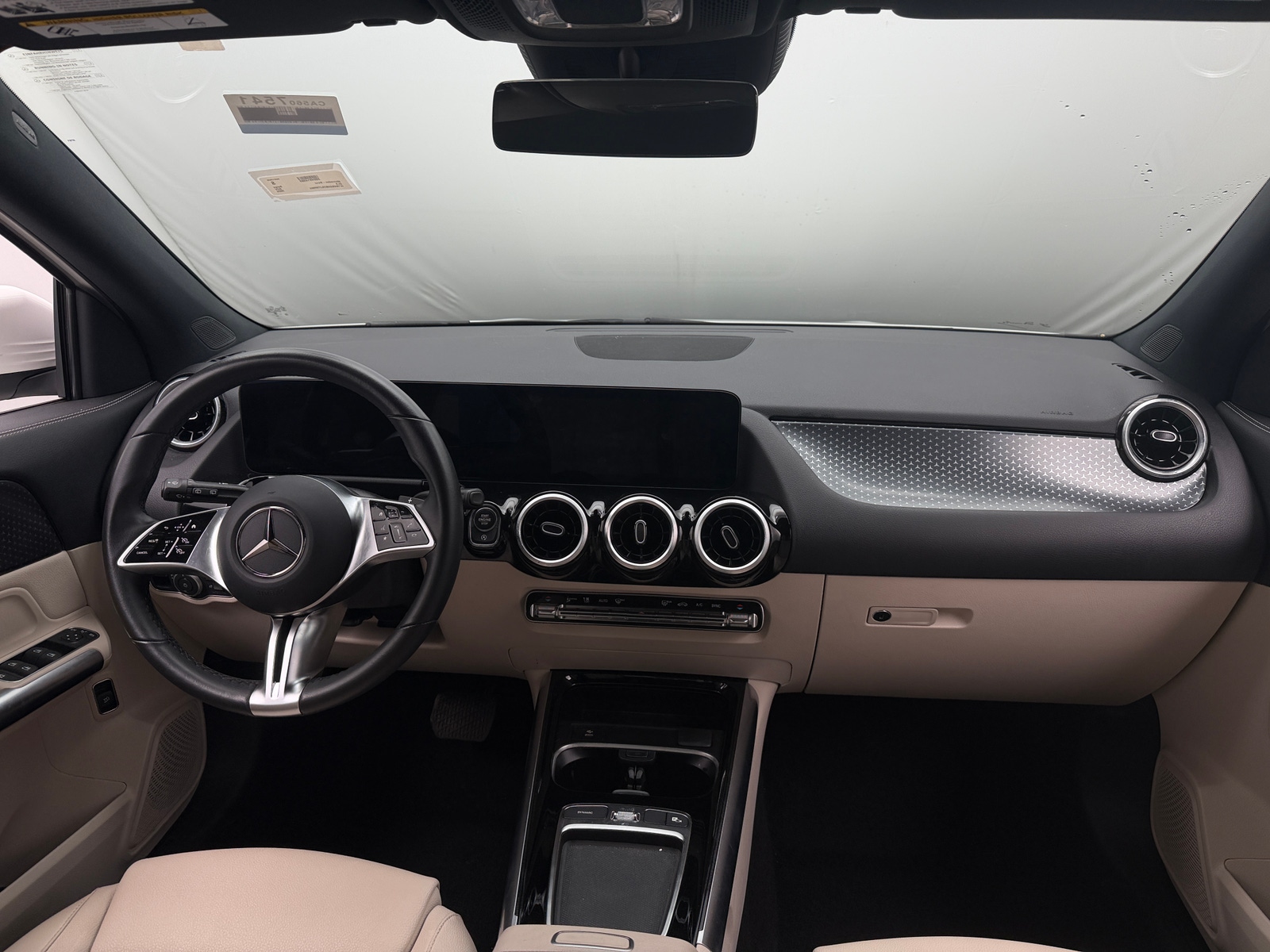 Thumbnail: 2025 Mercedes-Benz GLA - 2