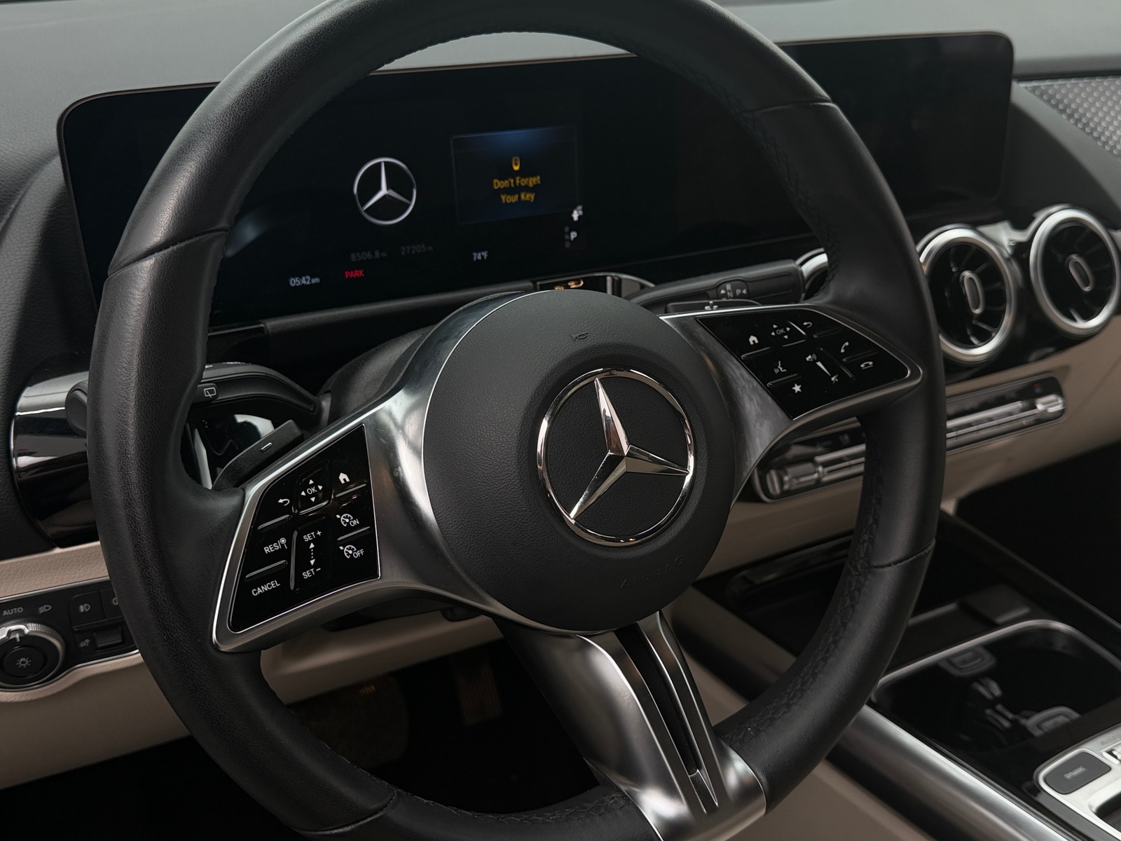 Thumbnail: 2025 Mercedes-Benz GLA - 4