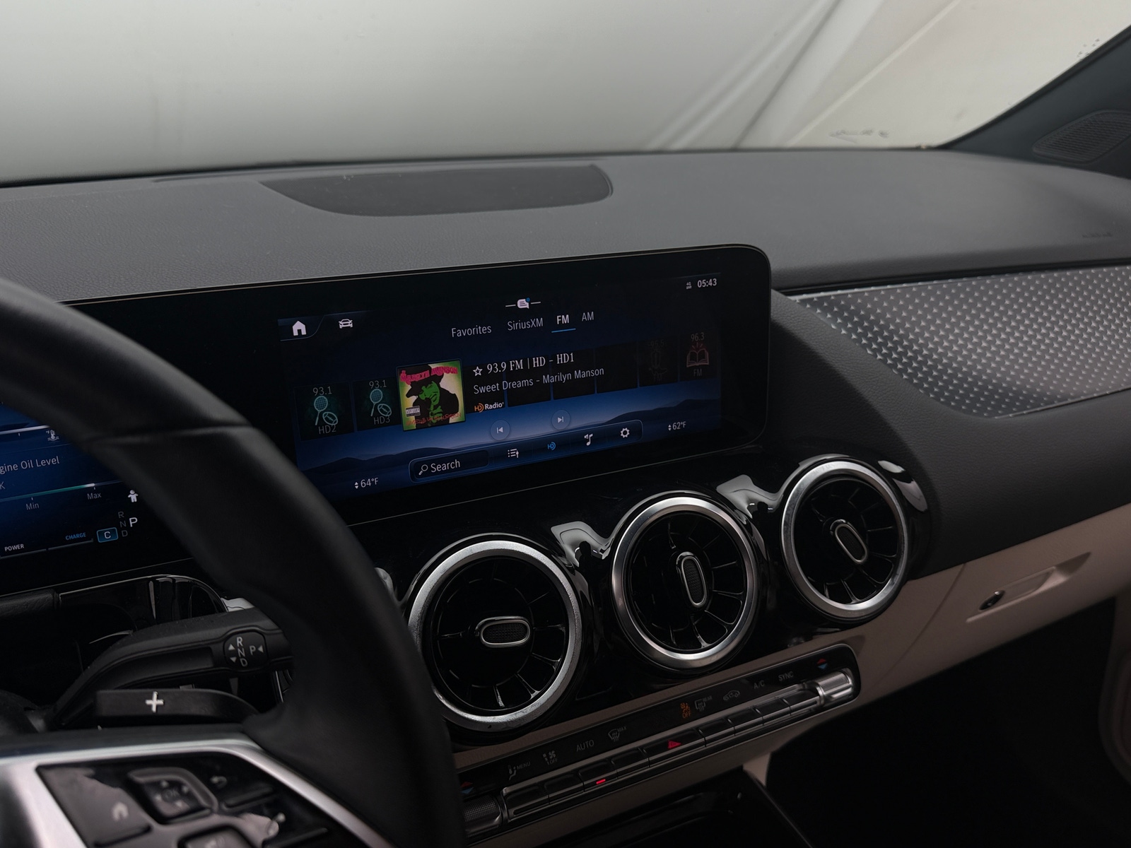 Thumbnail: 2025 Mercedes-Benz GLA - 3
