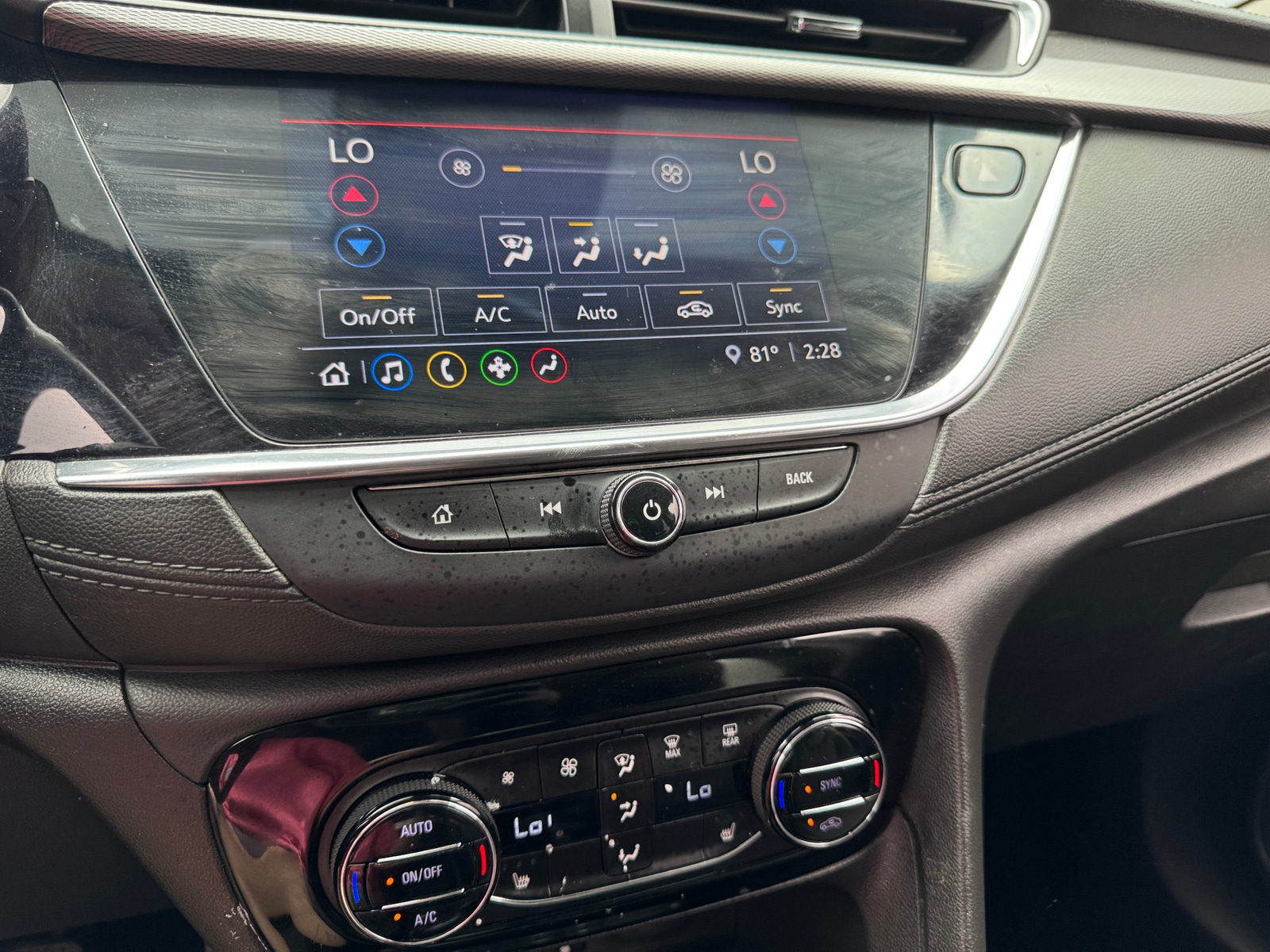 Thumbnail: 2021 Buick Encore GX - 3