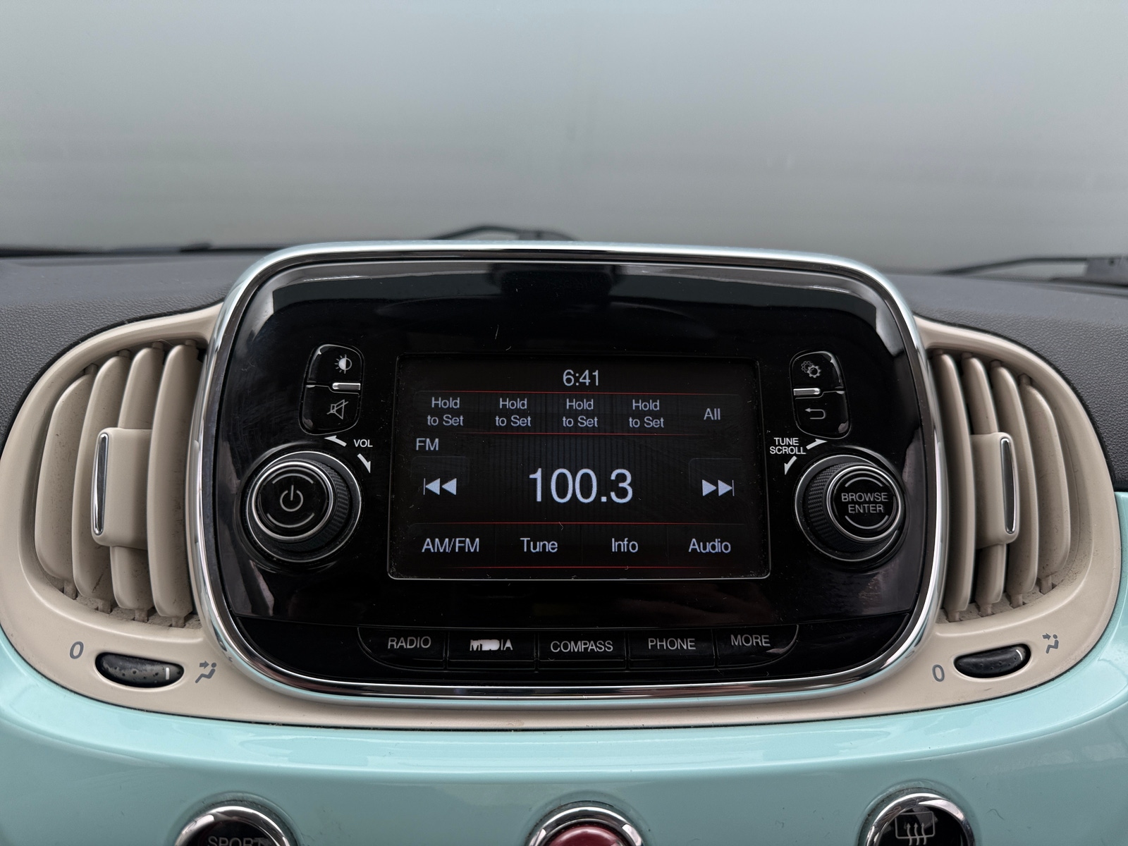 Thumbnail: 2017 Fiat 500 - 4