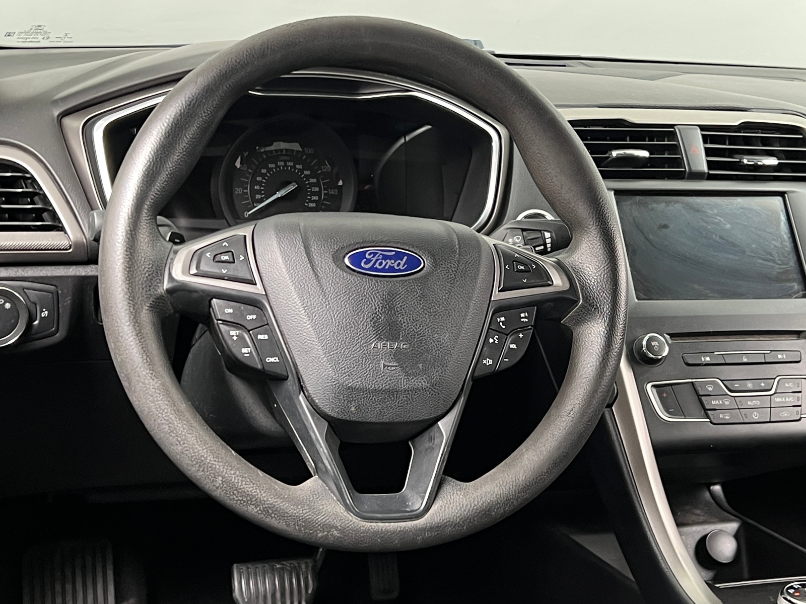 Thumbnail: 2017 Ford Fusion - 5