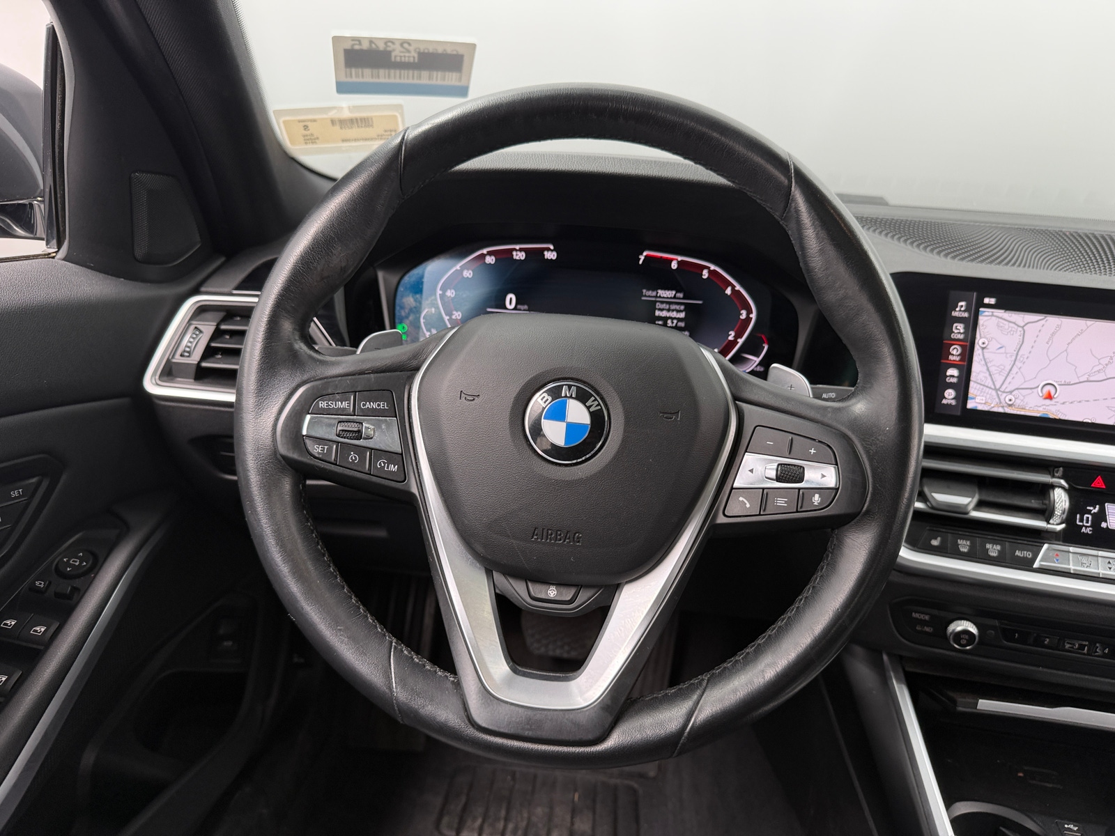 Thumbnail: 2019 BMW 3 Series - 4