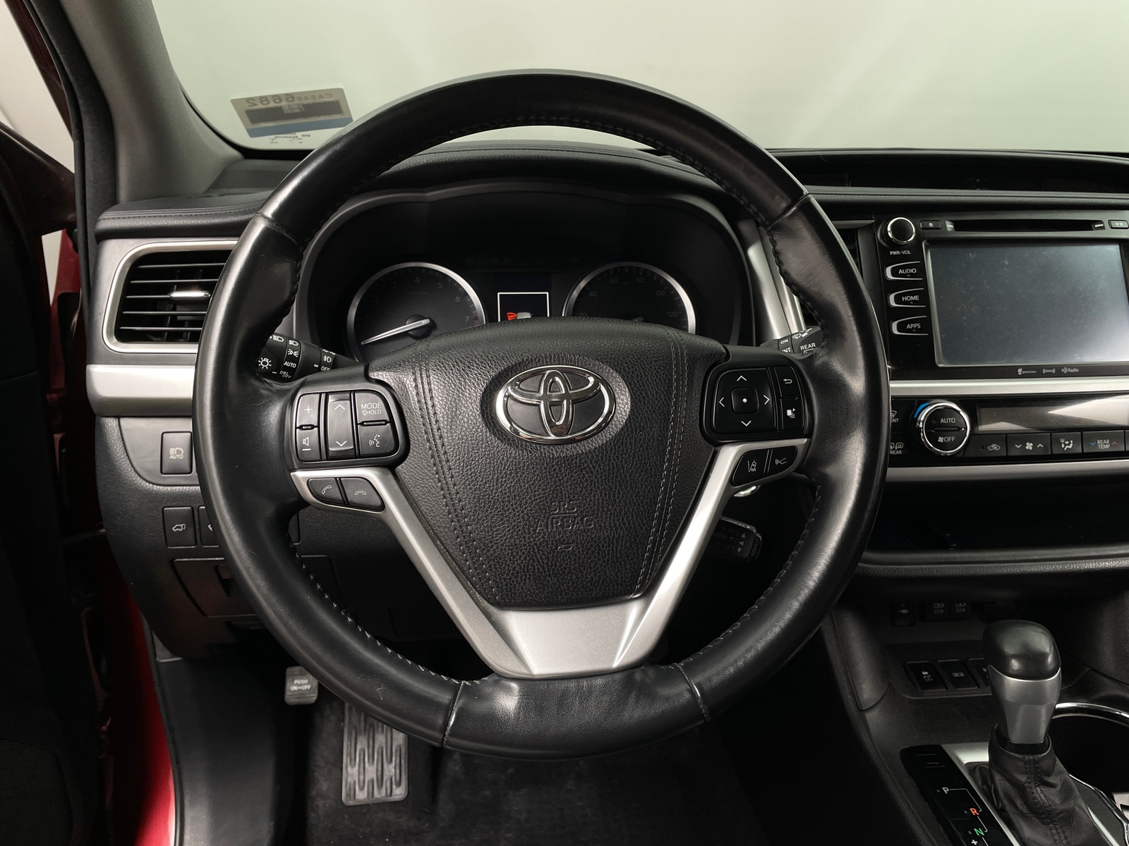 Thumbnail: 2017 Toyota Highlander - 4