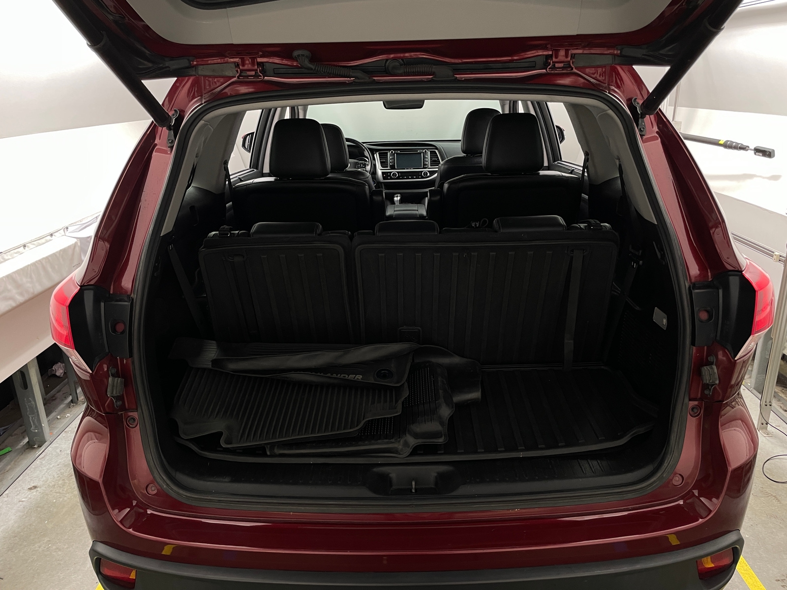 Thumbnail: 2017 Toyota Highlander - 6