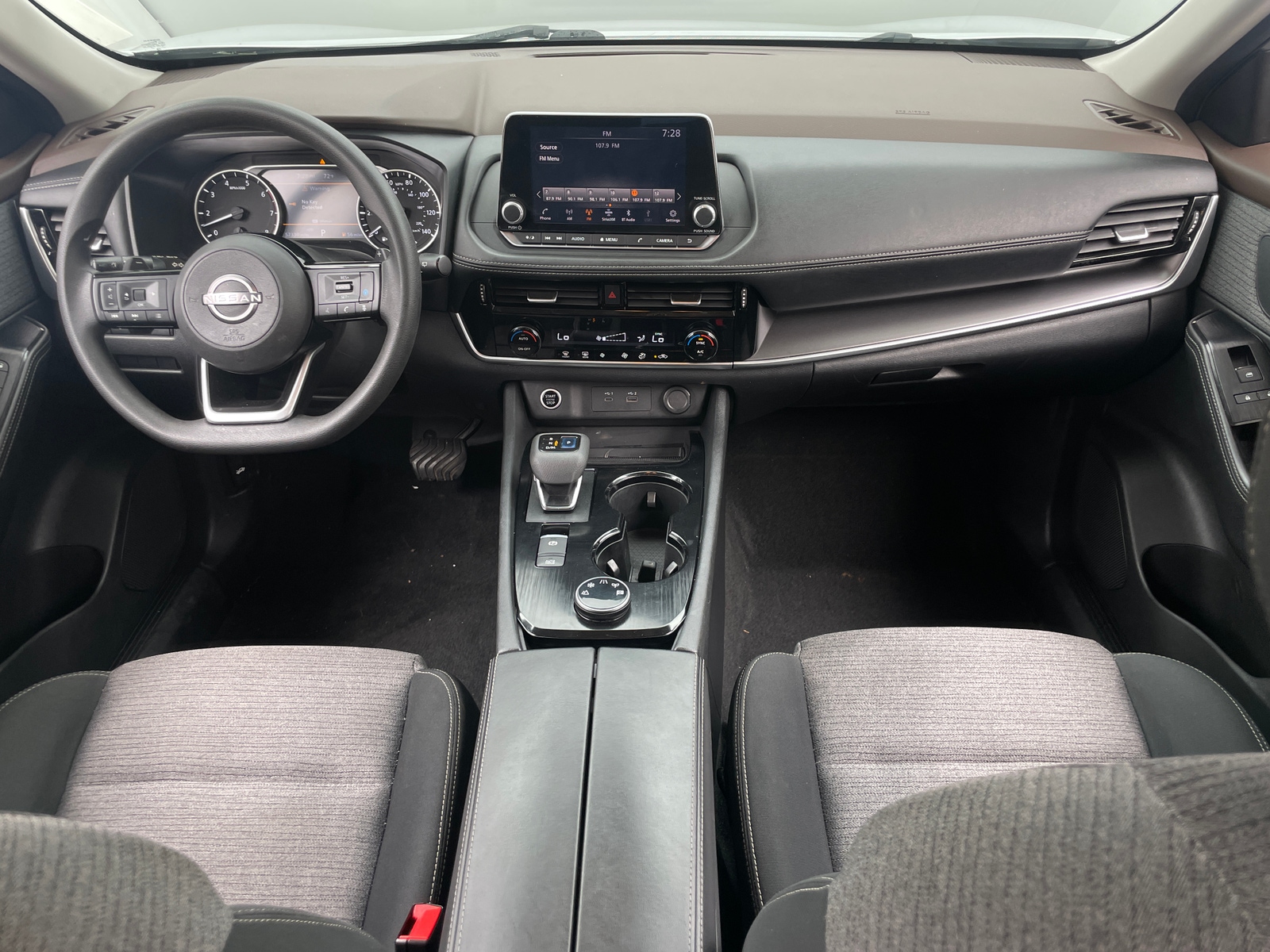 Thumbnail: 2022 Nissan Rogue - 3