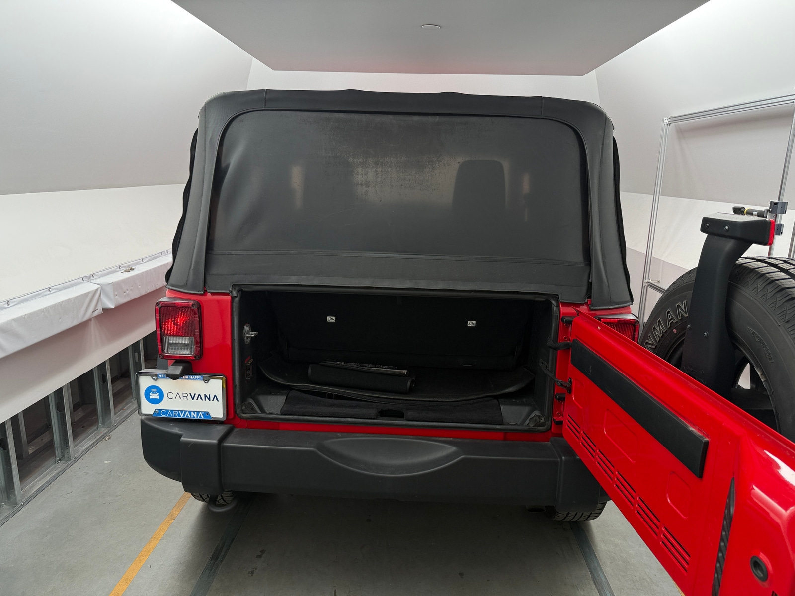 Thumbnail: 2017 Jeep Wrangler - 7
