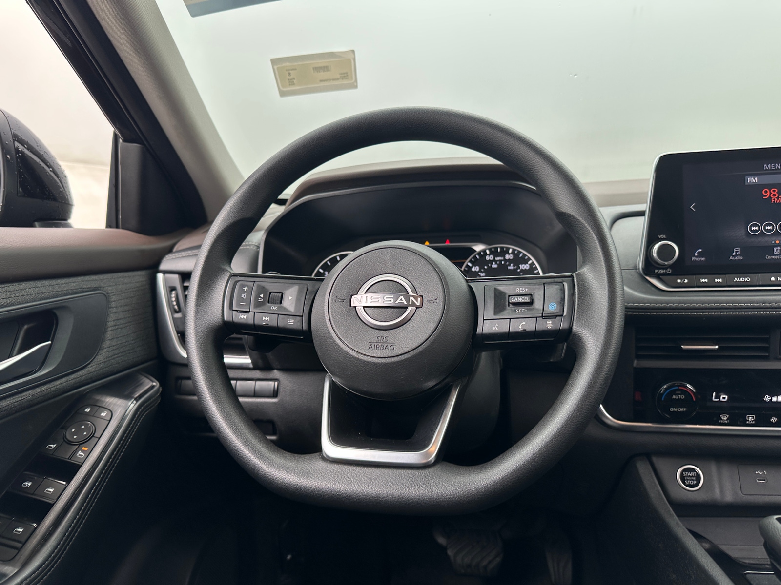 Thumbnail: 2023 Nissan Rogue - 5