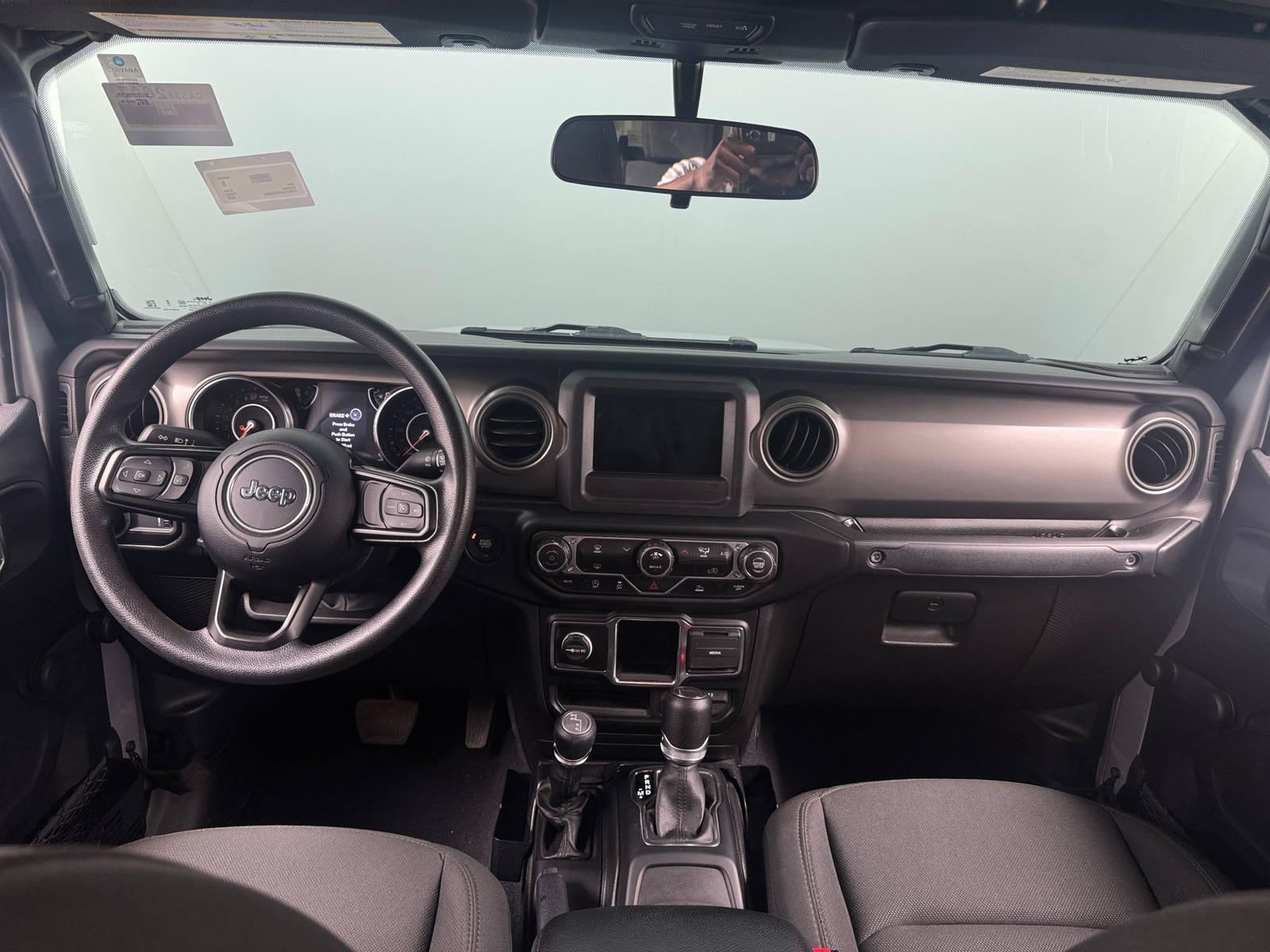 Thumbnail: 2023 Jeep Gladiator - 3