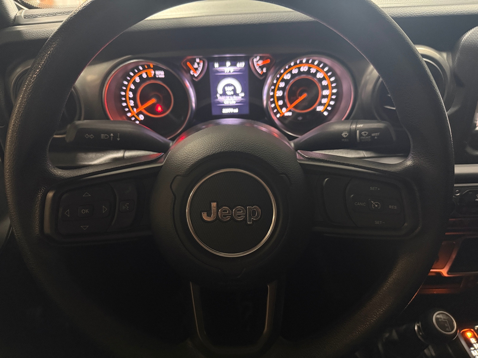 Thumbnail: 2023 Jeep Gladiator - 5