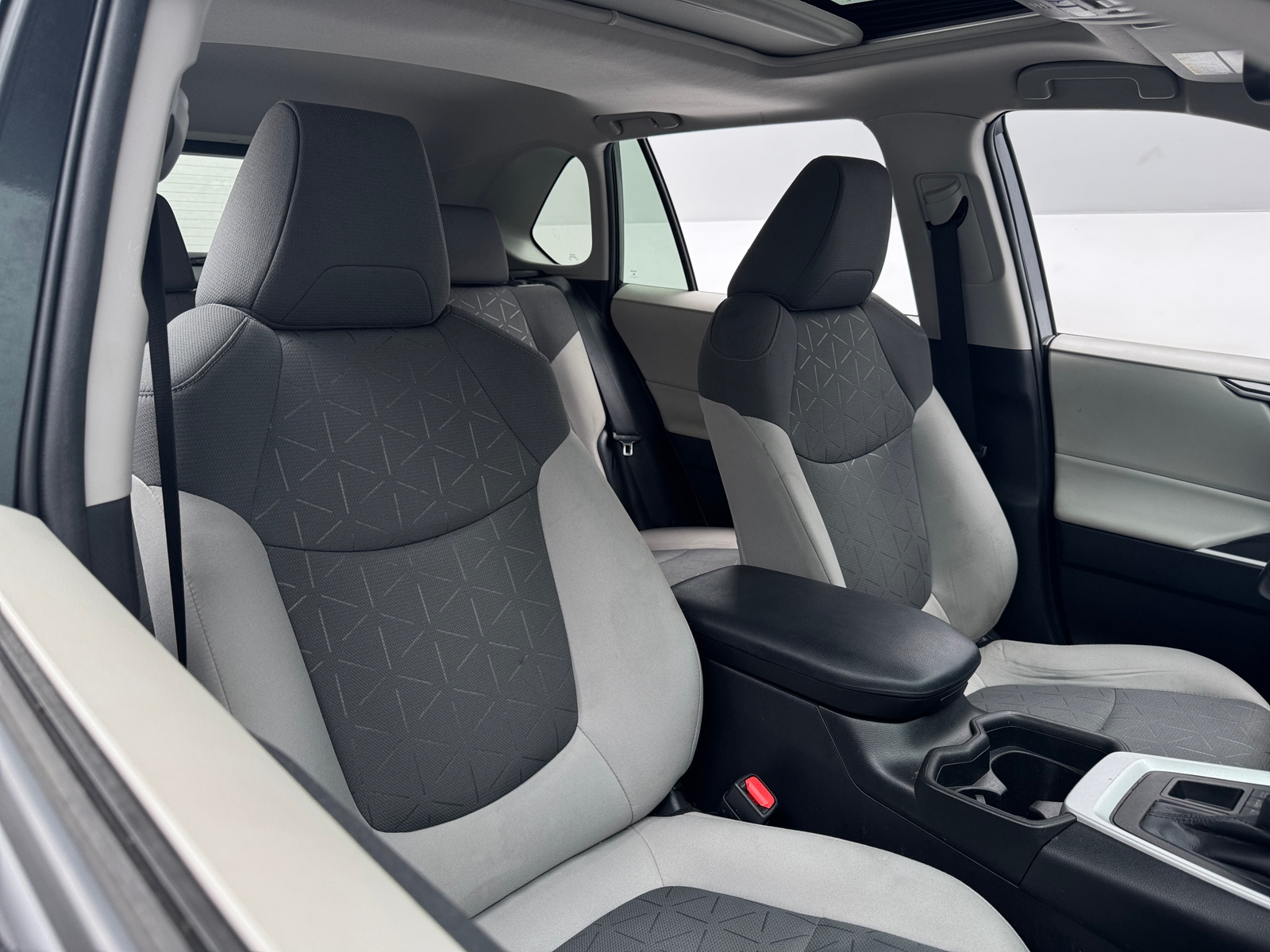 Thumbnail: 2021 Toyota RAV4 - 2