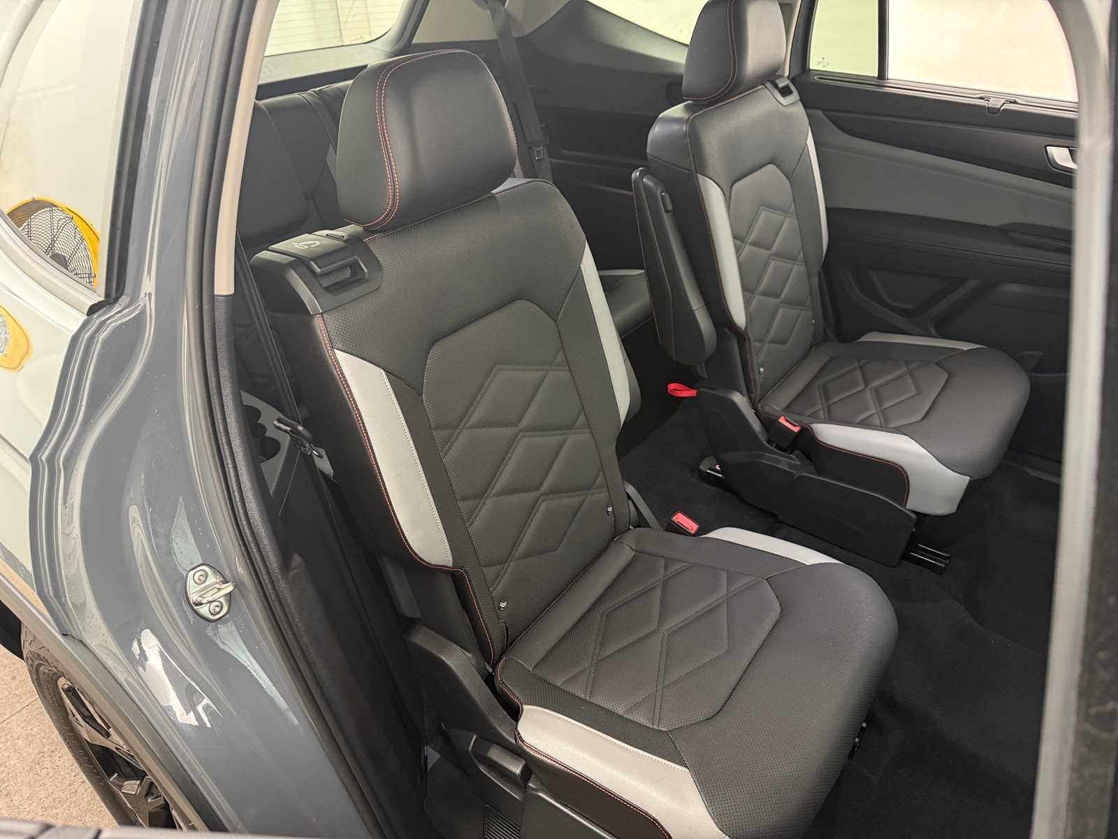 Thumbnail: 2024 Volkswagen Atlas - 5
