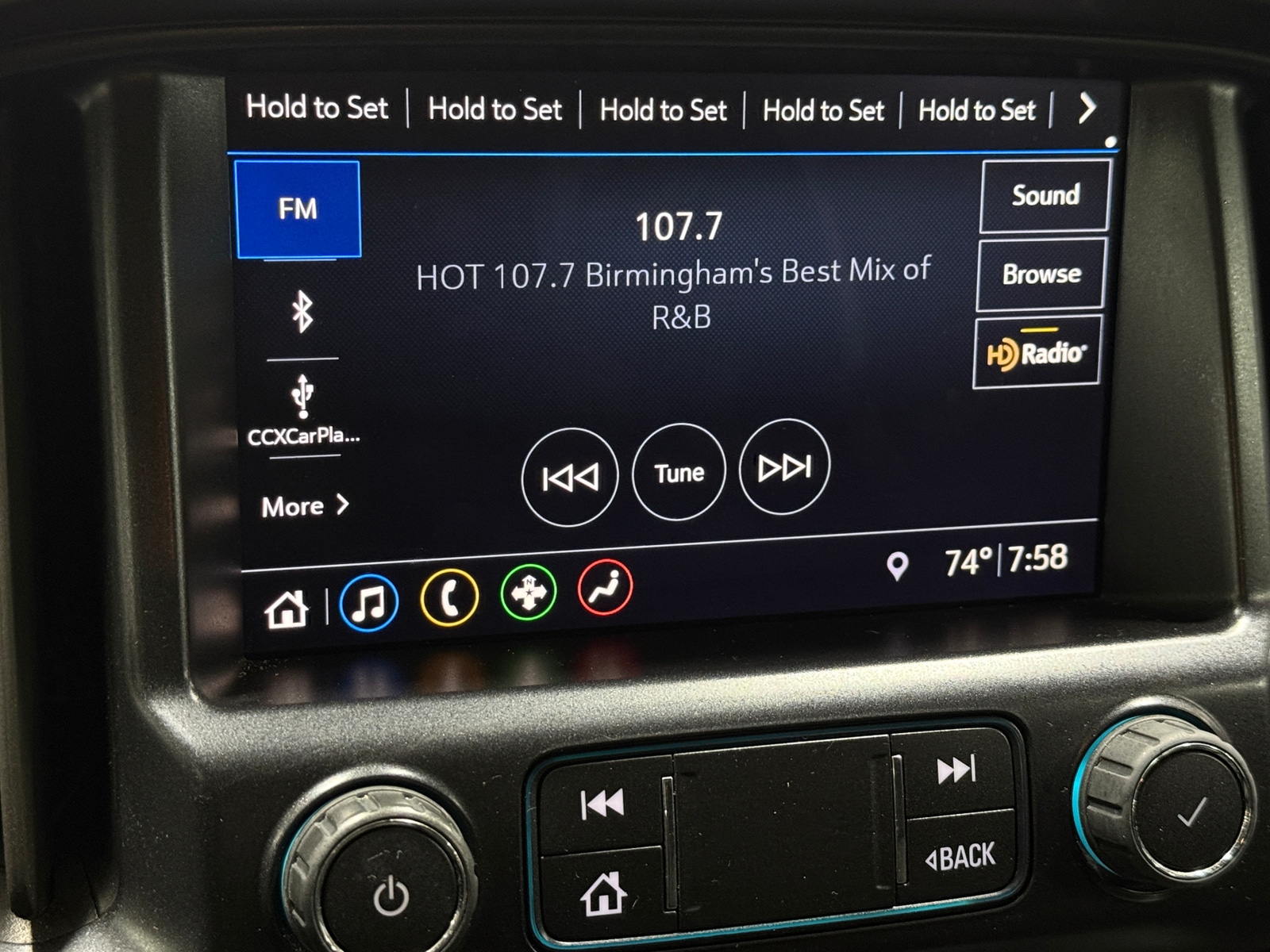 Thumbnail: 2022 Chevrolet Colorado - 4