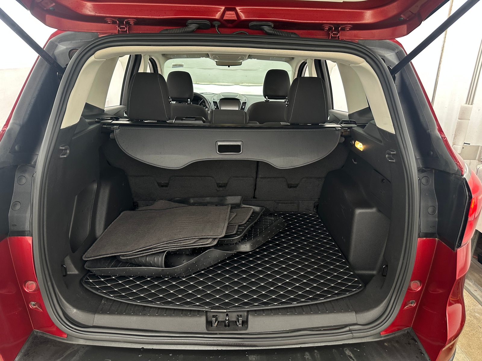 Thumbnail: 2019 Ford Escape - 7