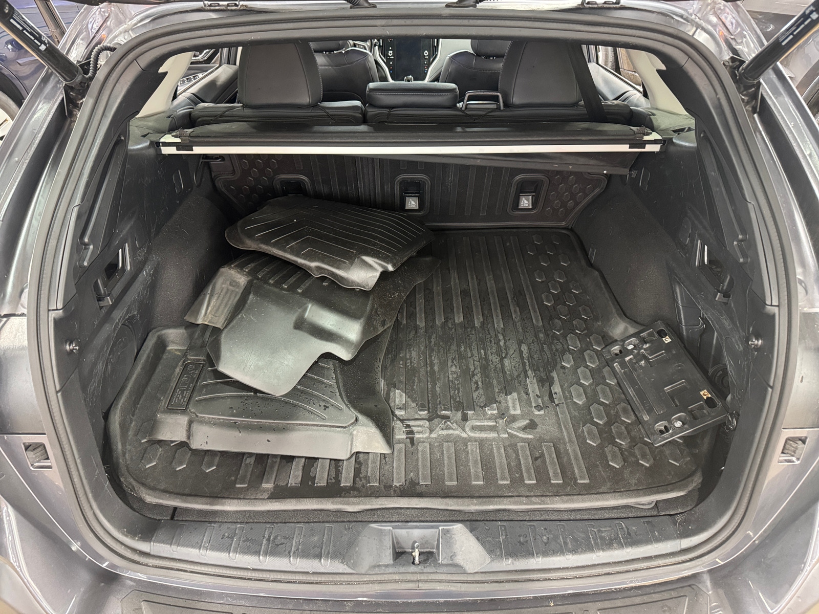 Thumbnail: 2023 Subaru Outback - 6