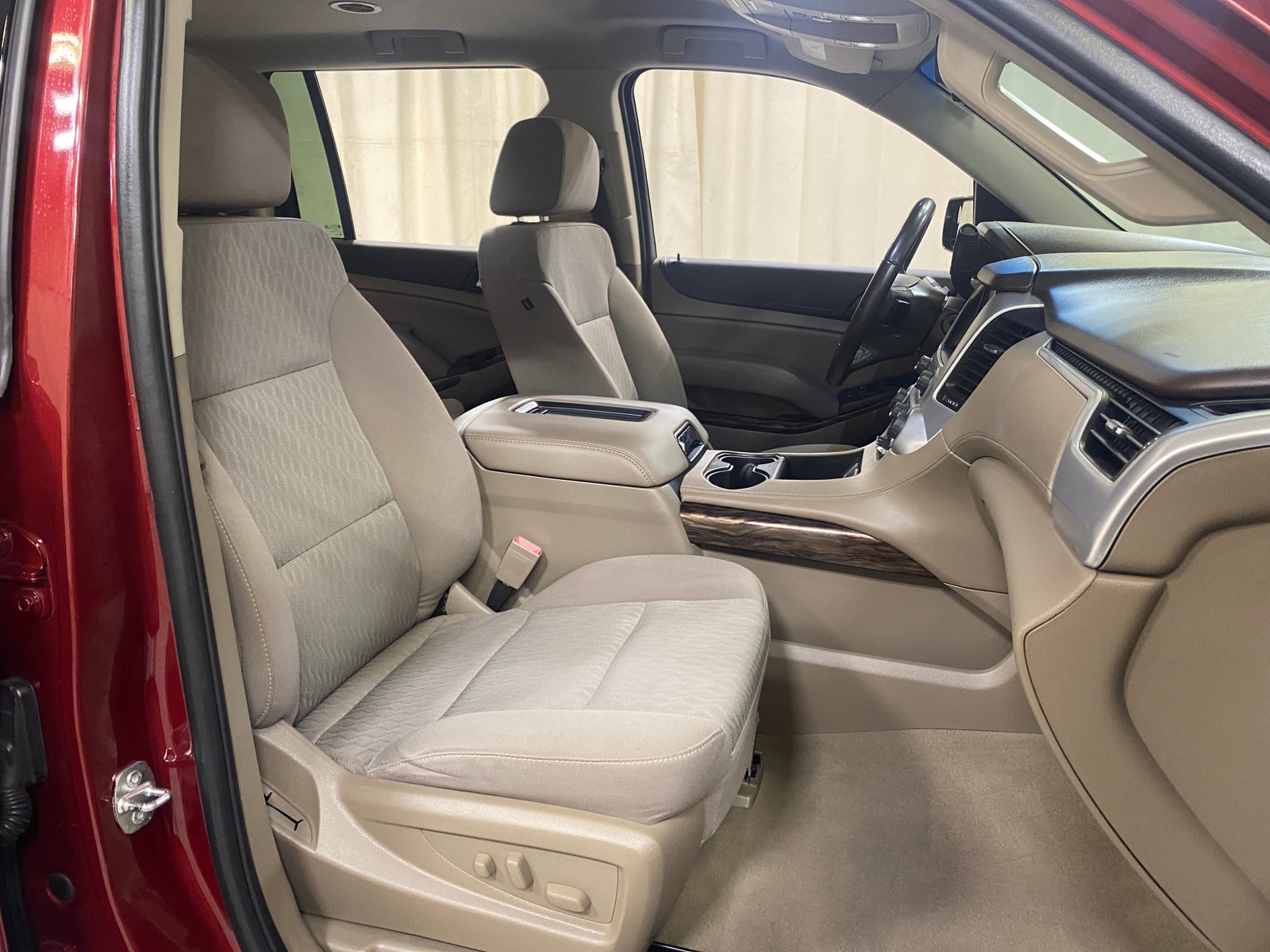 Thumbnail: 2019 GMC Yukon XL - 2