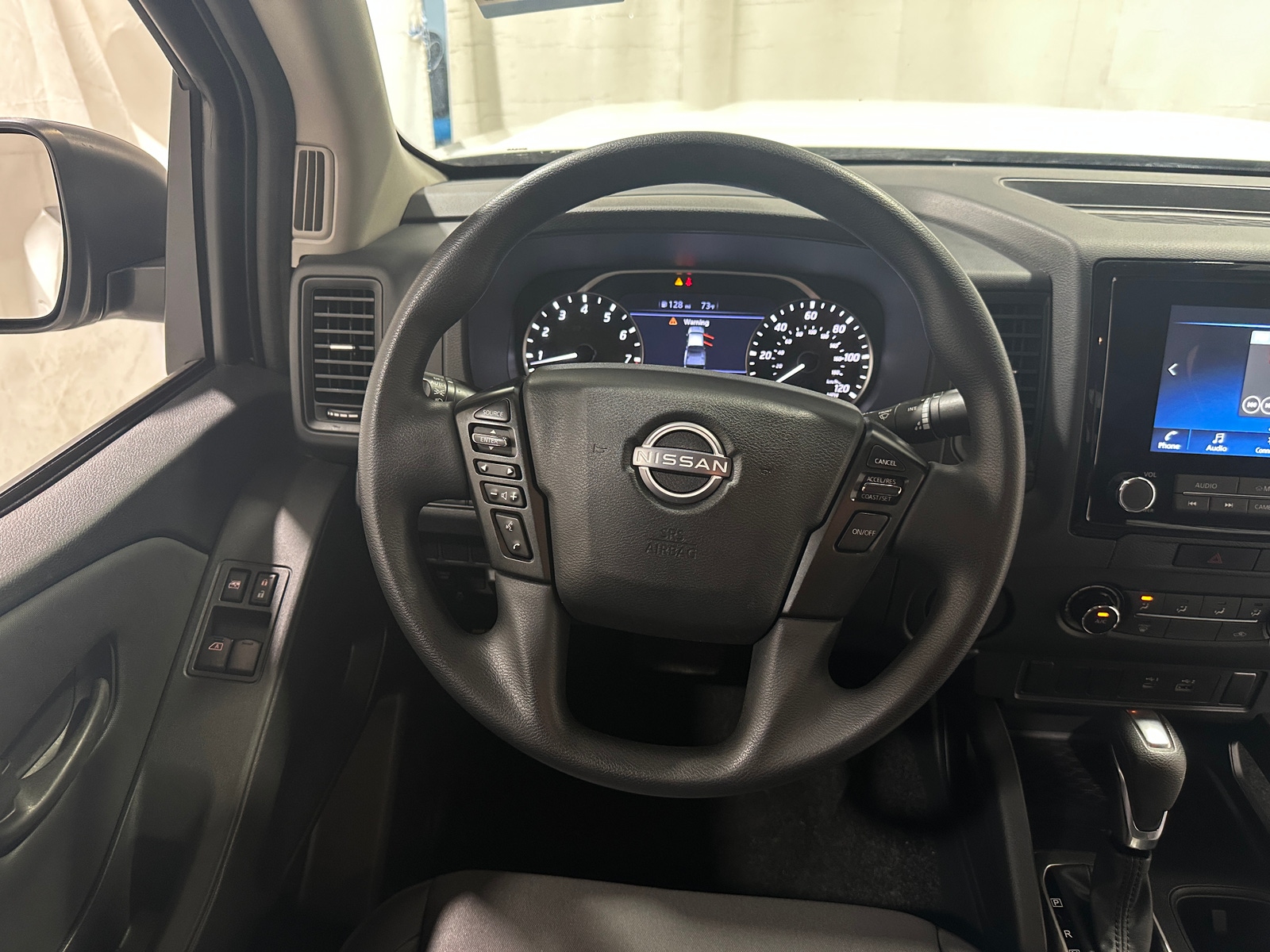 Thumbnail: 2022 Nissan Frontier - 5