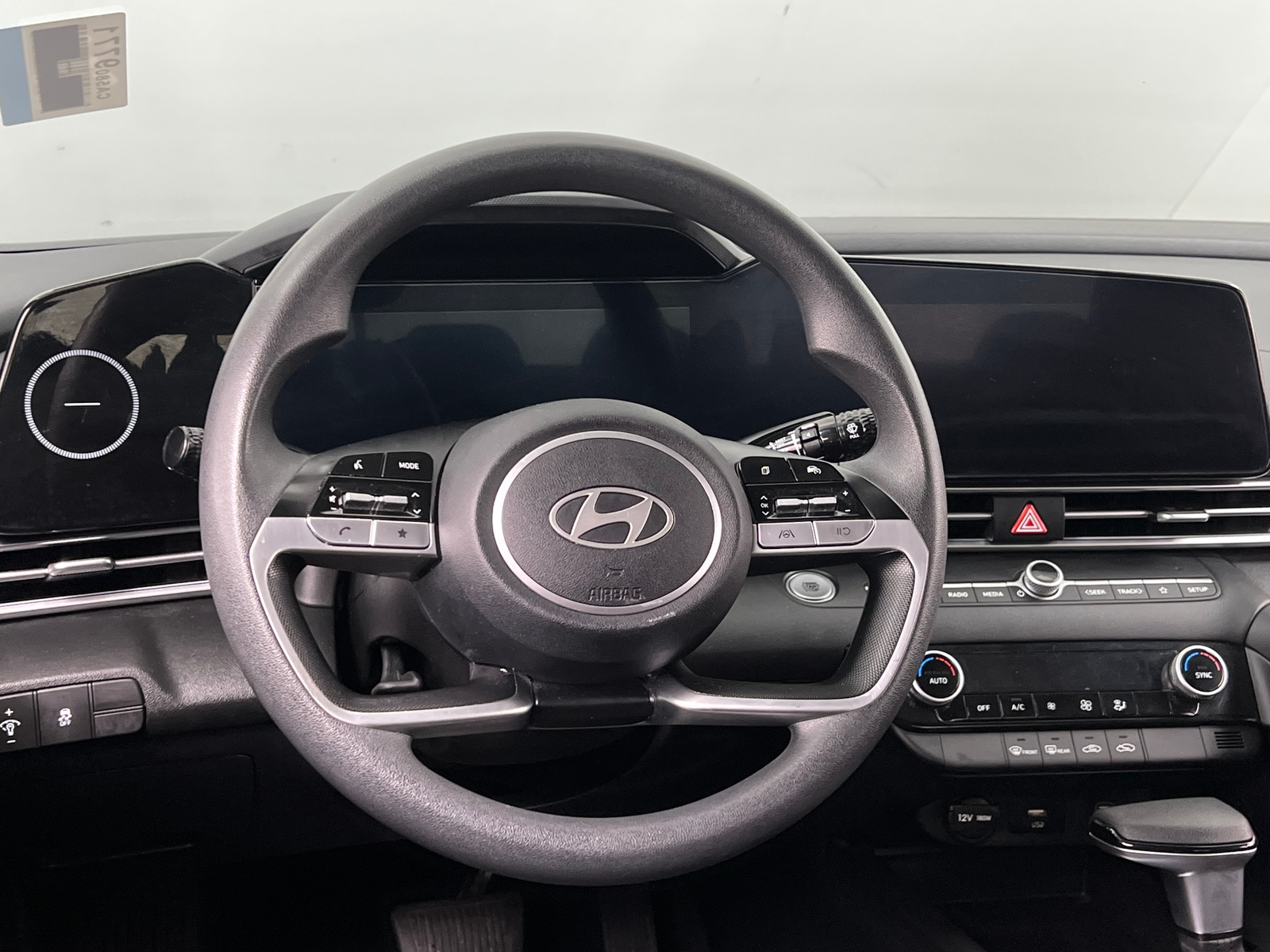 Thumbnail: 2024 Hyundai Elantra - 5