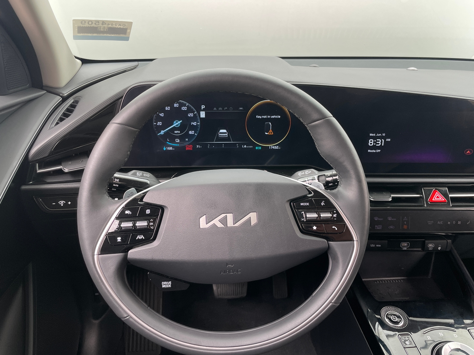 Thumbnail: 2024 Kia Niro - 4