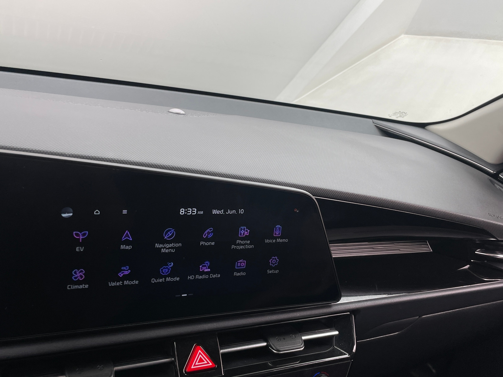 Thumbnail: 2024 Kia Niro - 3