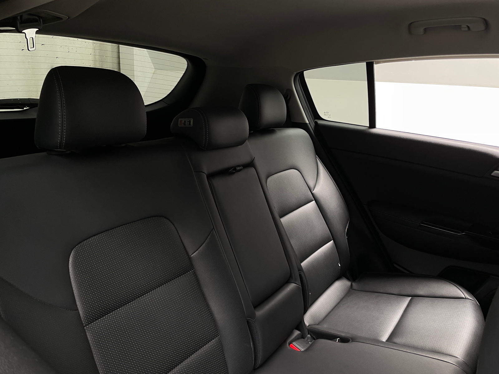 Thumbnail: 2020 Kia Sportage - 5